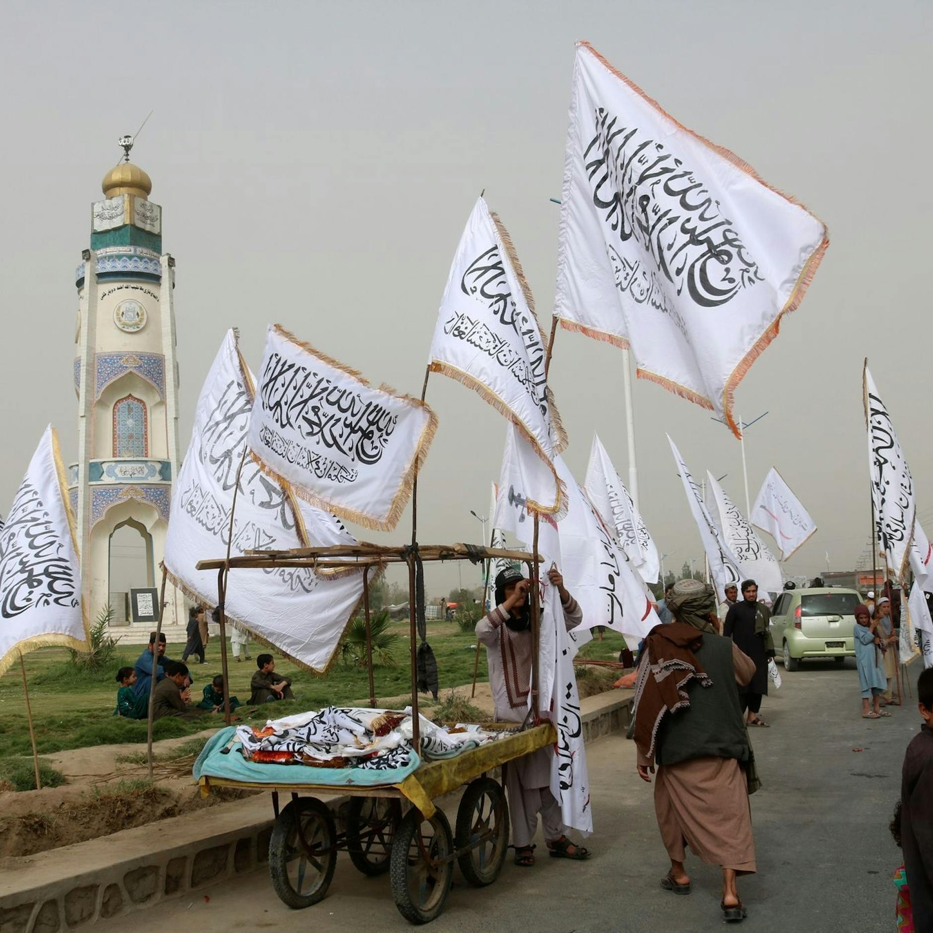 Image - Berliner Botschaft in Grunewald: Taliban wollen eigene Flagge hissen – Bundesregierung machtlos