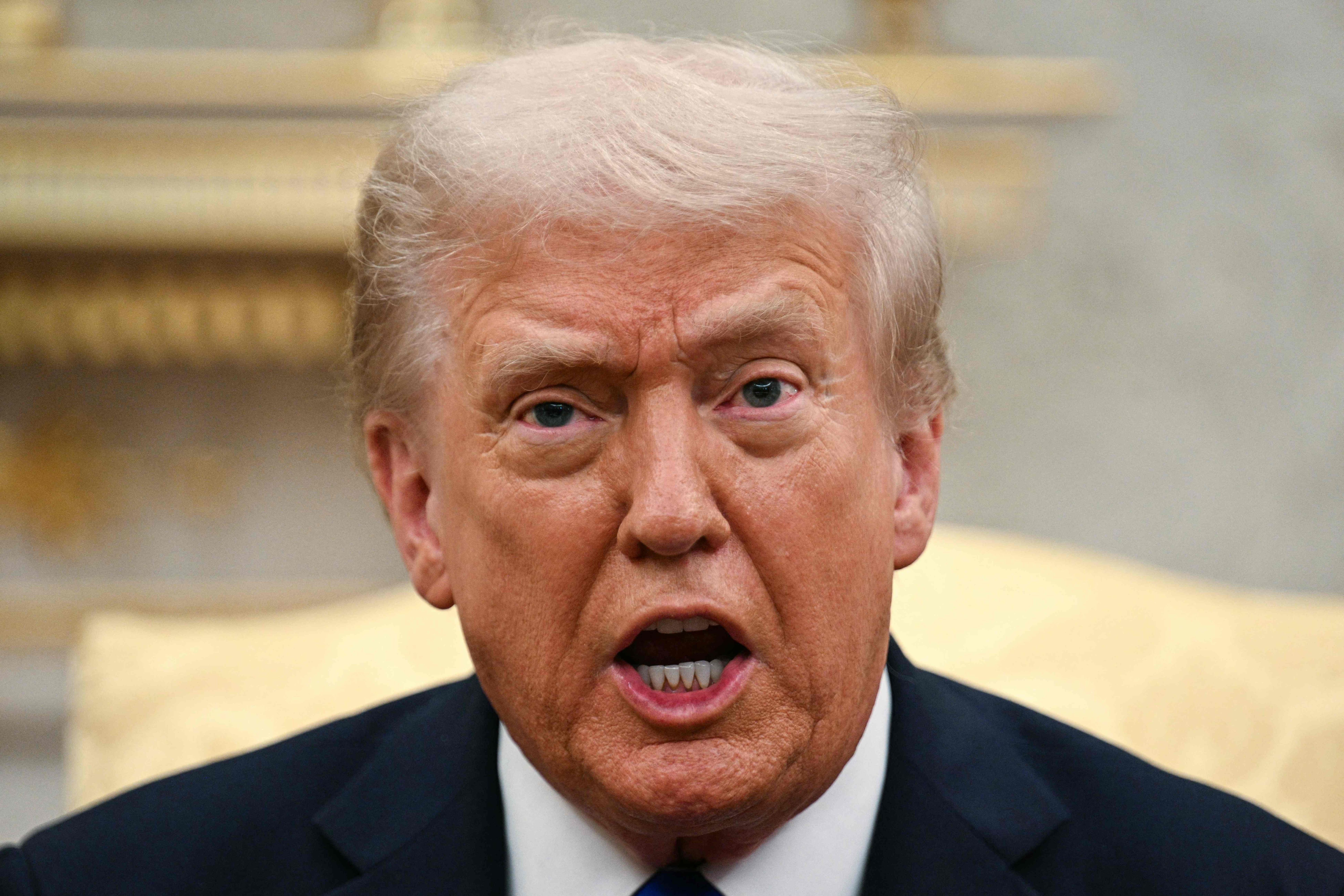 Image - Donald Trump will Chicagos Bürgermeister und Gouverneur von Illinois ins Gefängnis stecken