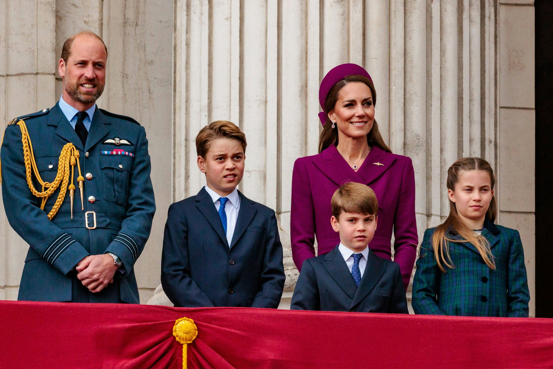 Bringt das etwa nur die Eltern zum Lächeln? Bei den Windsors besteht ein striktes Handyverbot.