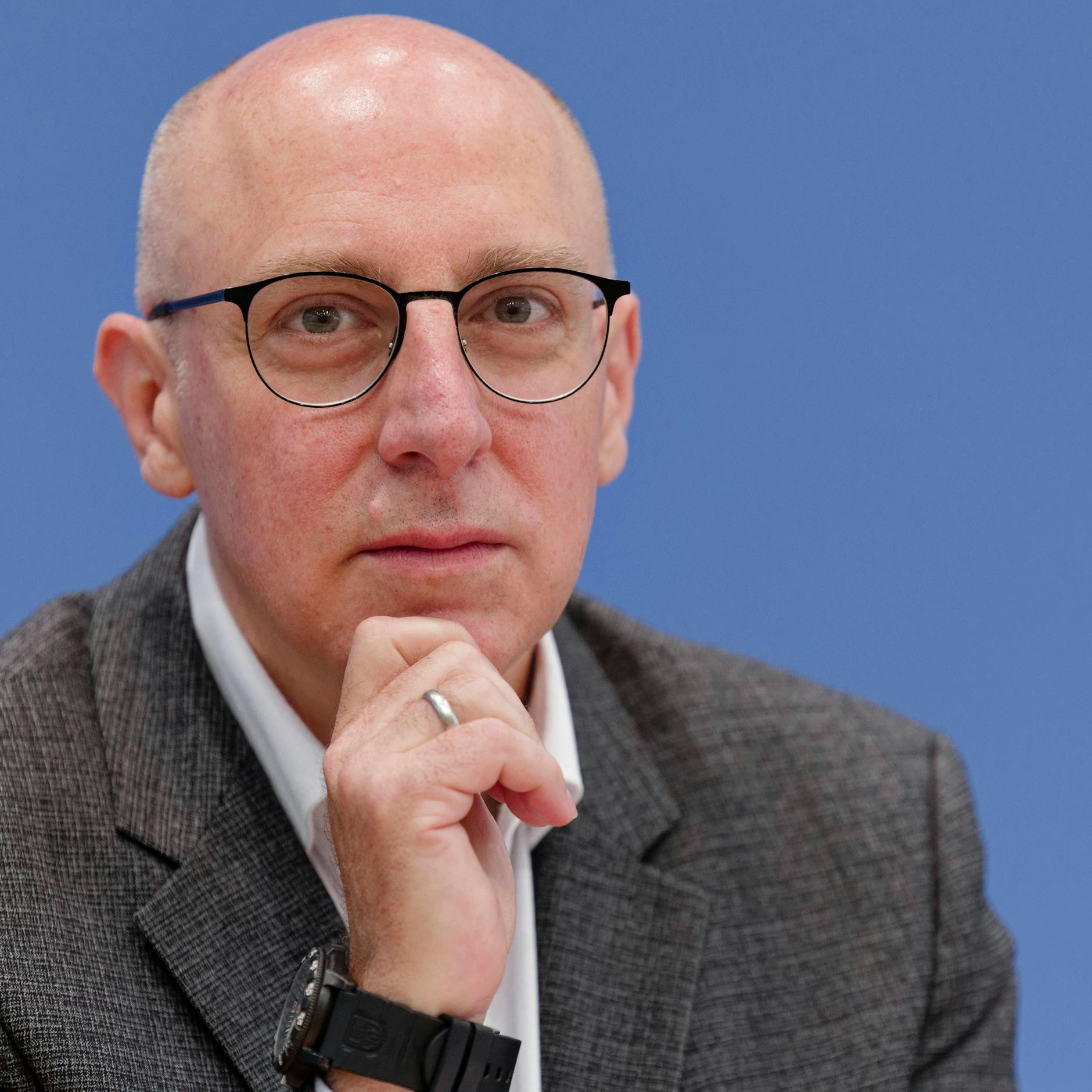 Image - Bundesinnenminister Dobrindt ernennt neuen Verfassungsschutzchef