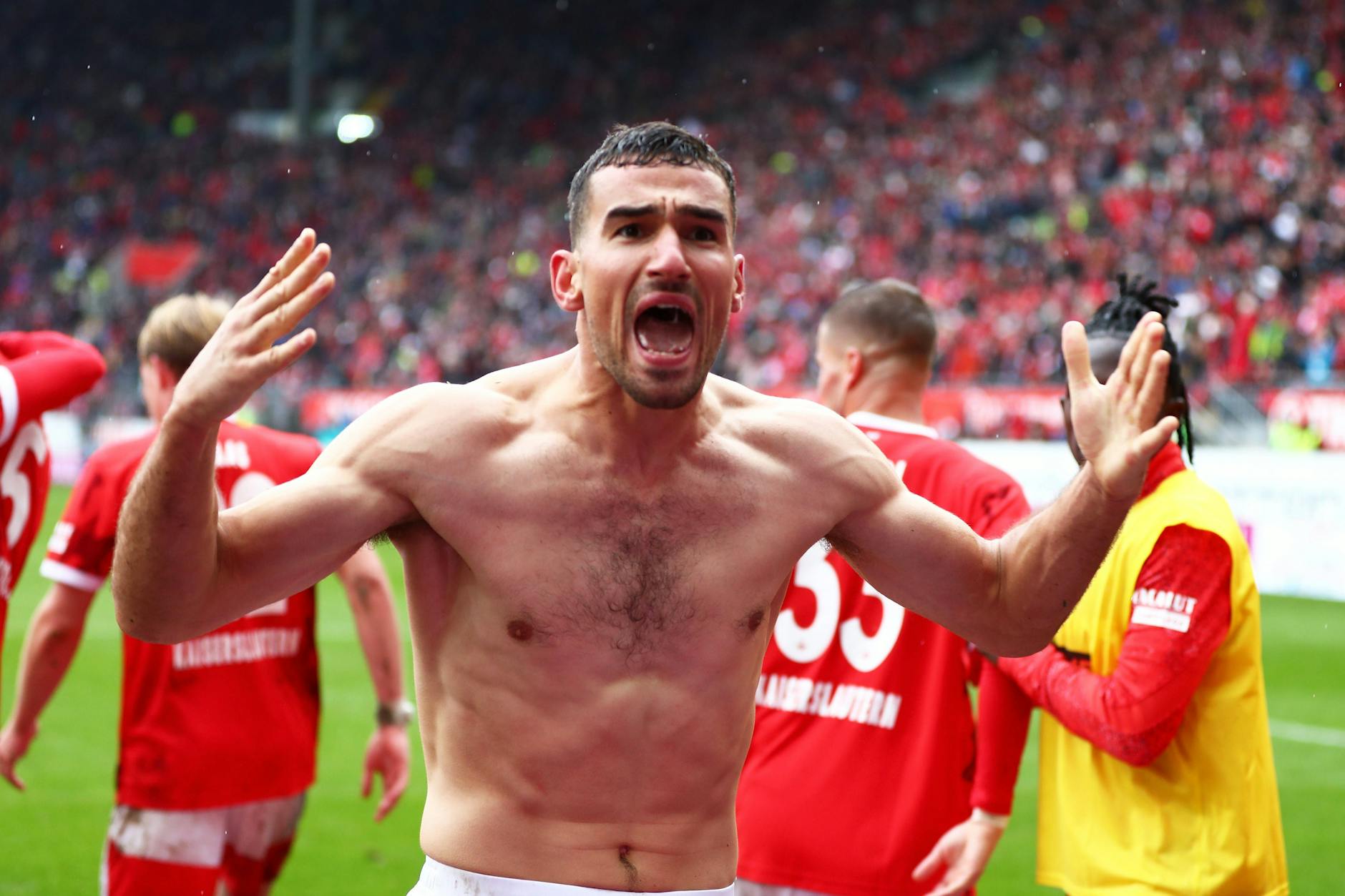 Ivan Prtajin lässt in Kaiserslautern die Muskeln spielen: Der ehemalige Stürmer des 1. FC Union erzielte bereits sieben Tore und wird in der Pfalz als Betze-Bomber gefeiert.