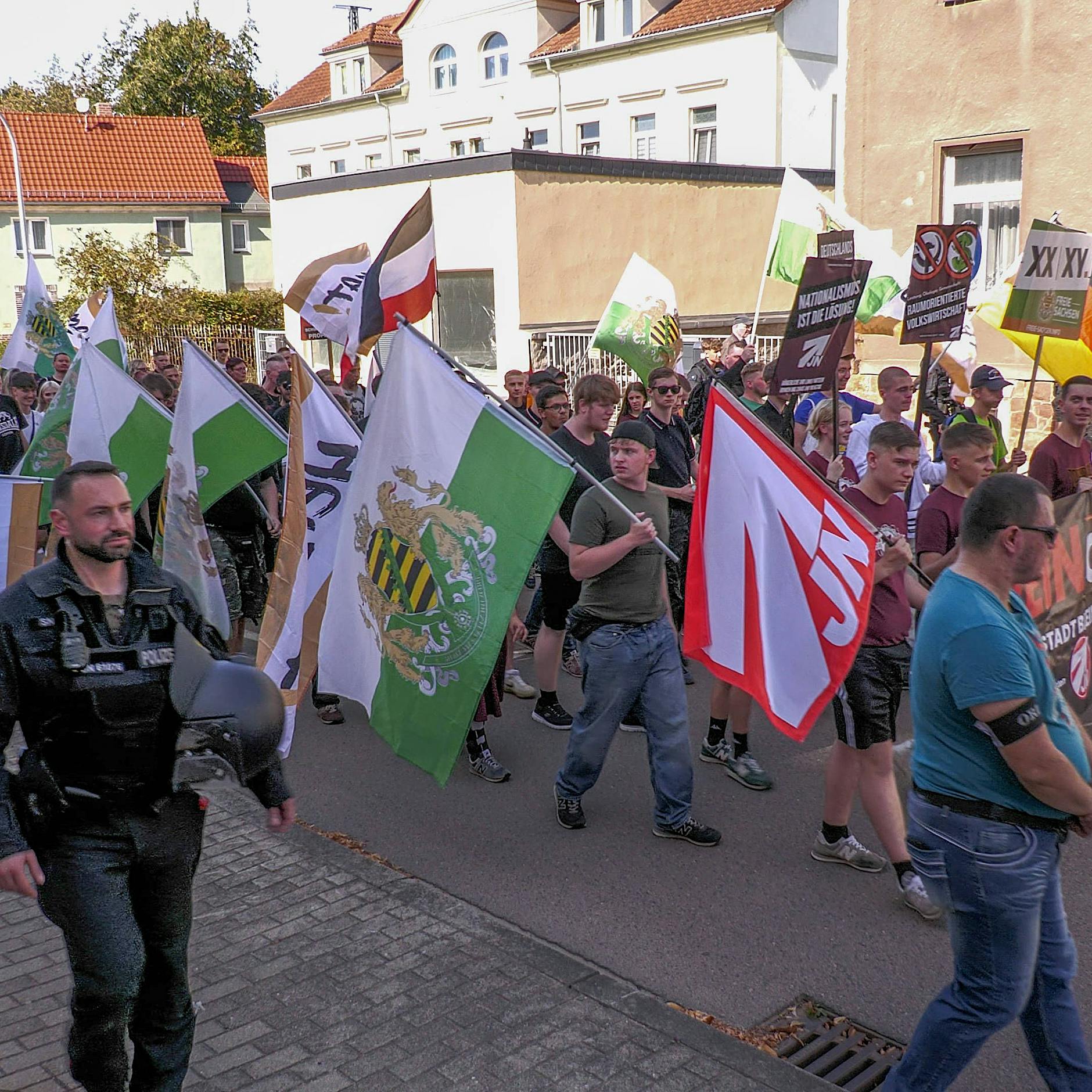 Rechtsextreme Straftaten: Zahl jugendlicher Täter hat sich verdoppelt