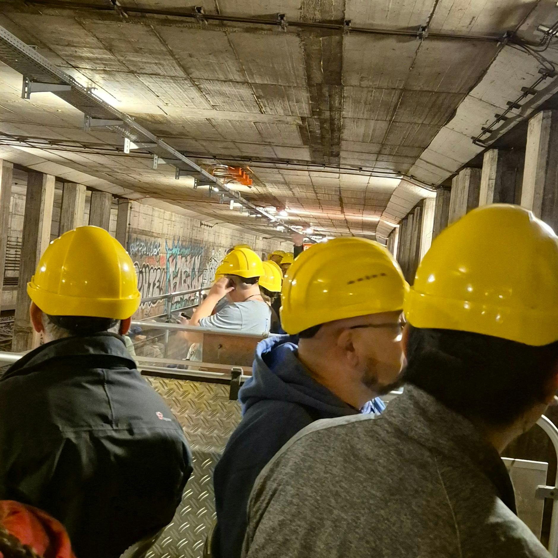 Geisterbahn-Feeling! So spaßig ist das U-Bahn-Cabrio der BVG