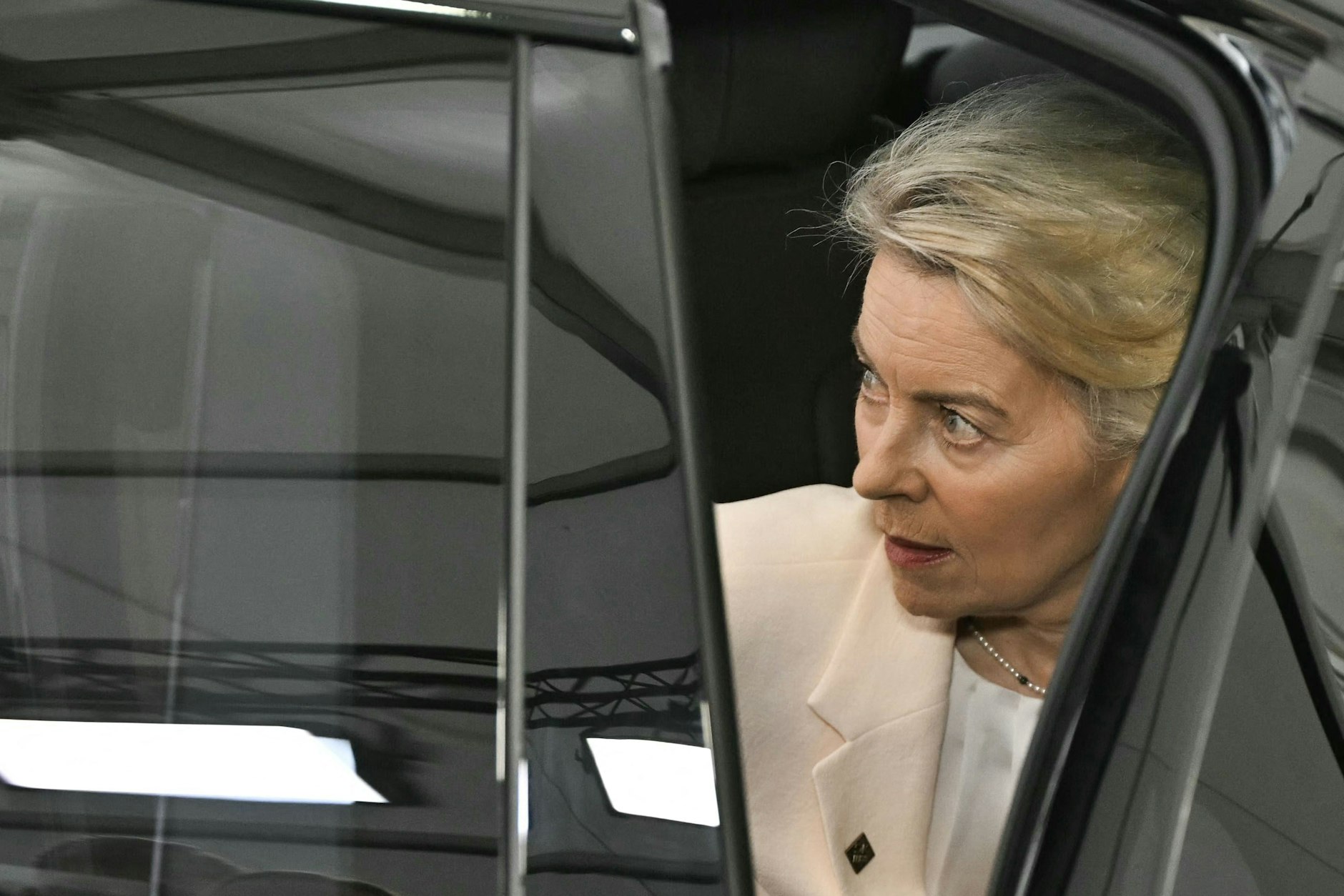 Im Kreuzfeuer der Kritik: Ursula von der Leyen steht erneut einem Misstrauensvotum gegenüber.