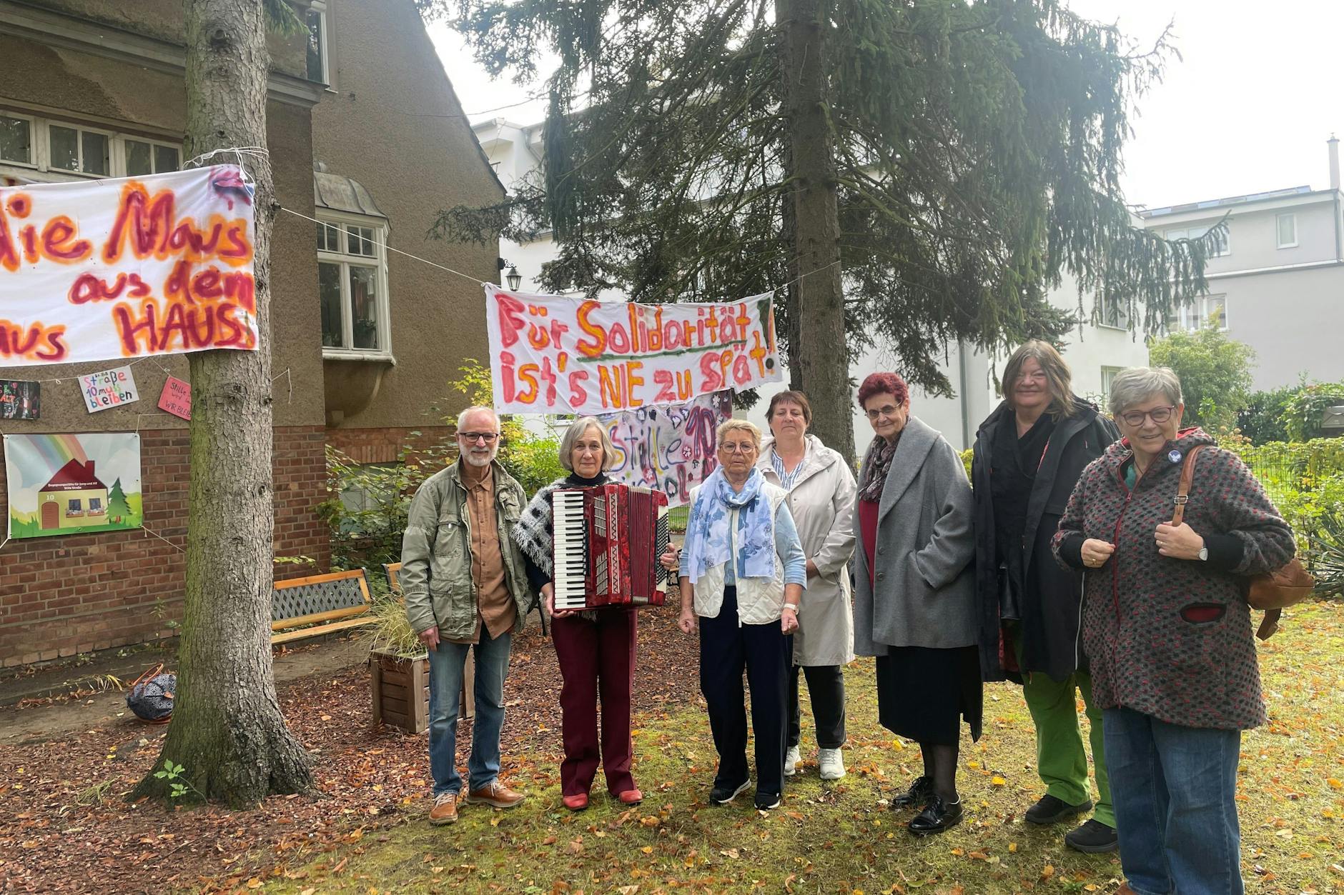 In der Stillen Straße kämpfen die Senioren wieder für ihr selbst verwaltetes Haus.