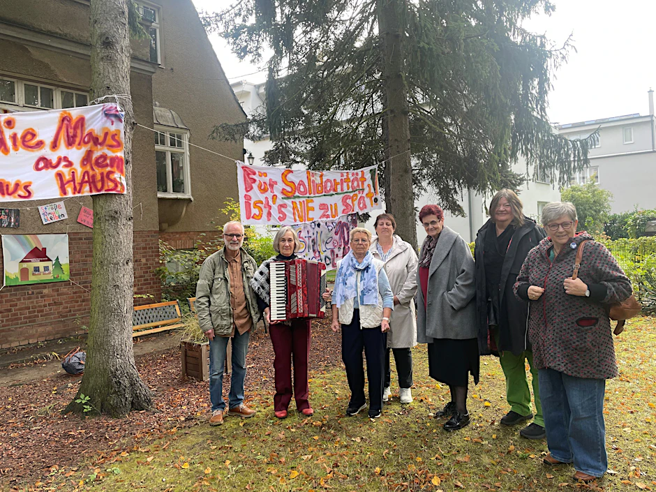 Rentner in Pankow kämpfen um ihr Lebenswerk: „Wir lassen uns dieses Haus nicht wegnehmen!“