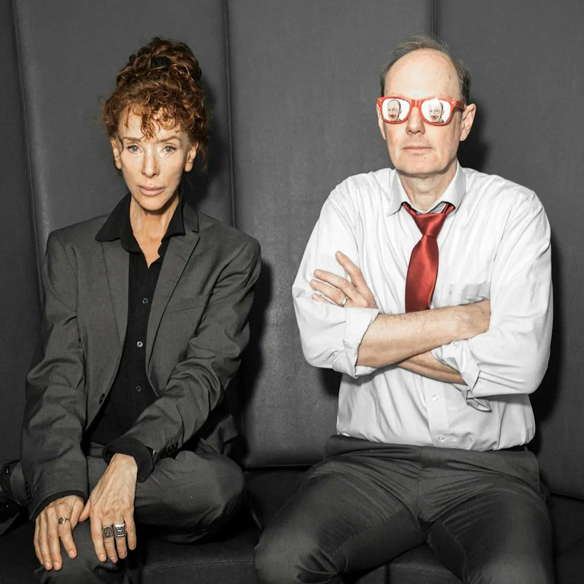 Sibylle Berg und Martin Sonneborn im Interview: „Stell dir vor, es ist Krieg – und du denkst trotzdem nach“