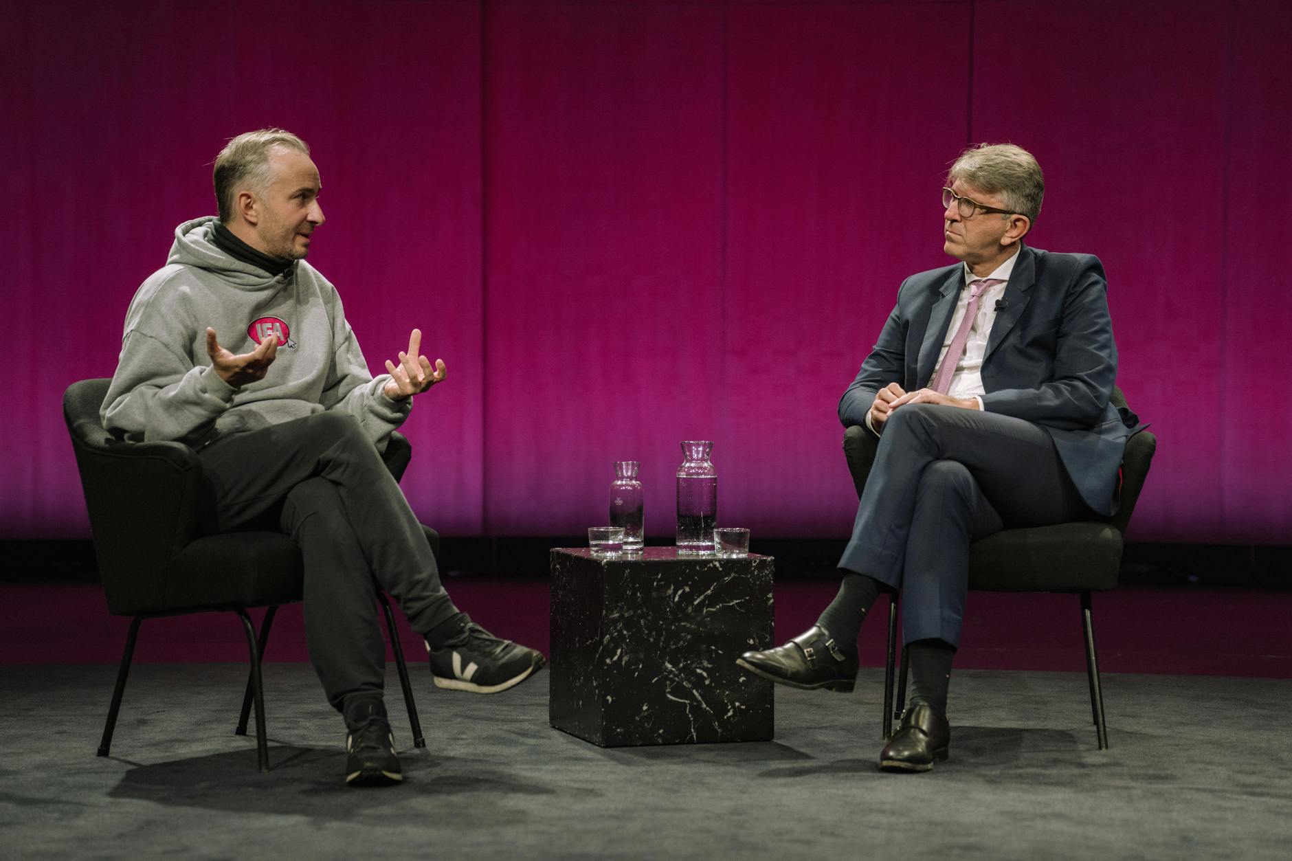 Jan Böhmermann zu Wolfram Weimer im HKW: „Warum haben Sie mich nicht einfach angerufen?“