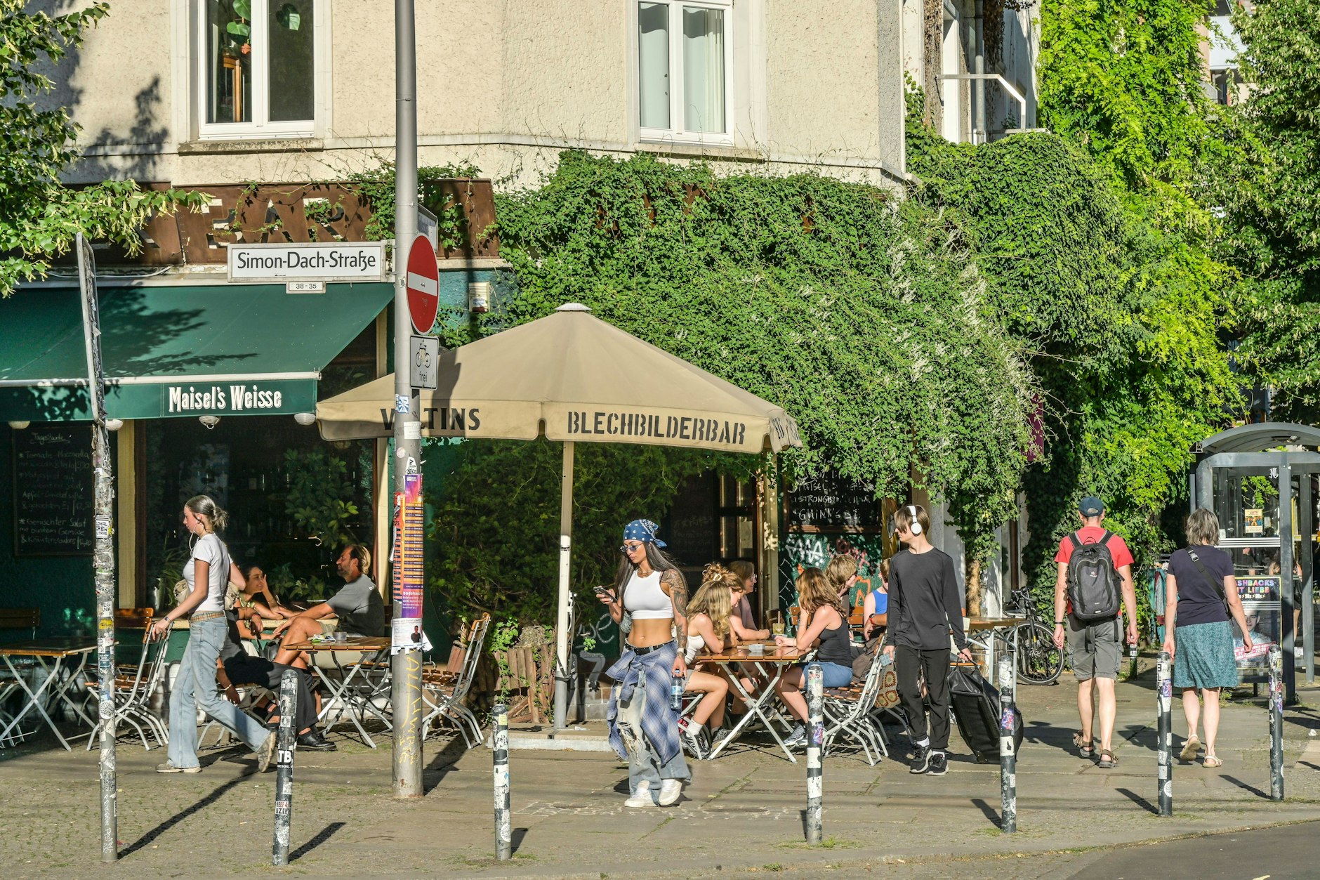Die Simon-Dach-Straße in Friedrichshain-Kreuzberg. Eine Vermieterin aus dem Bezirk hat ihrer Mieterin zu viel berechnet.