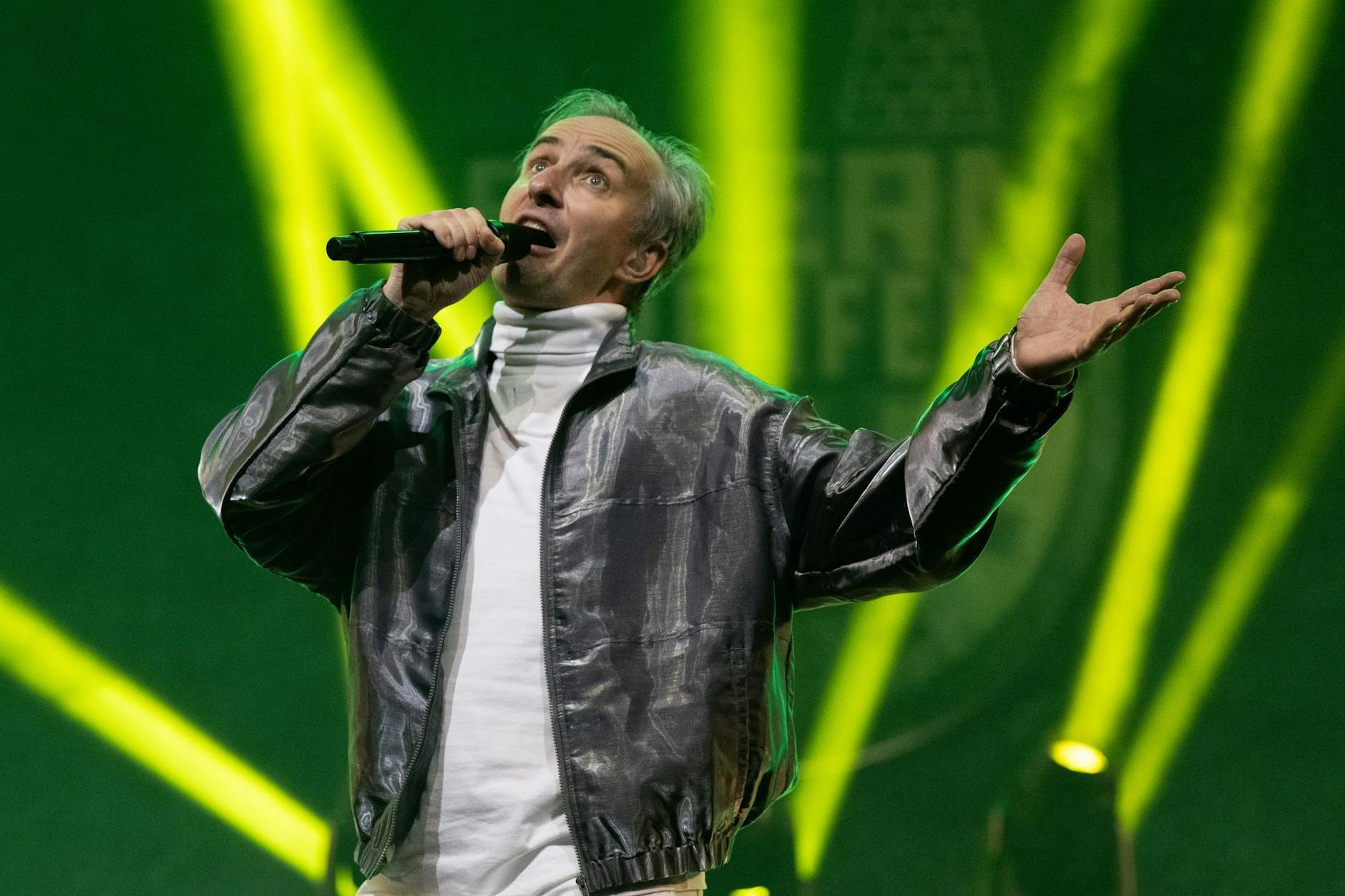 Jan Böhmermann bei einer Show in Frankfurt