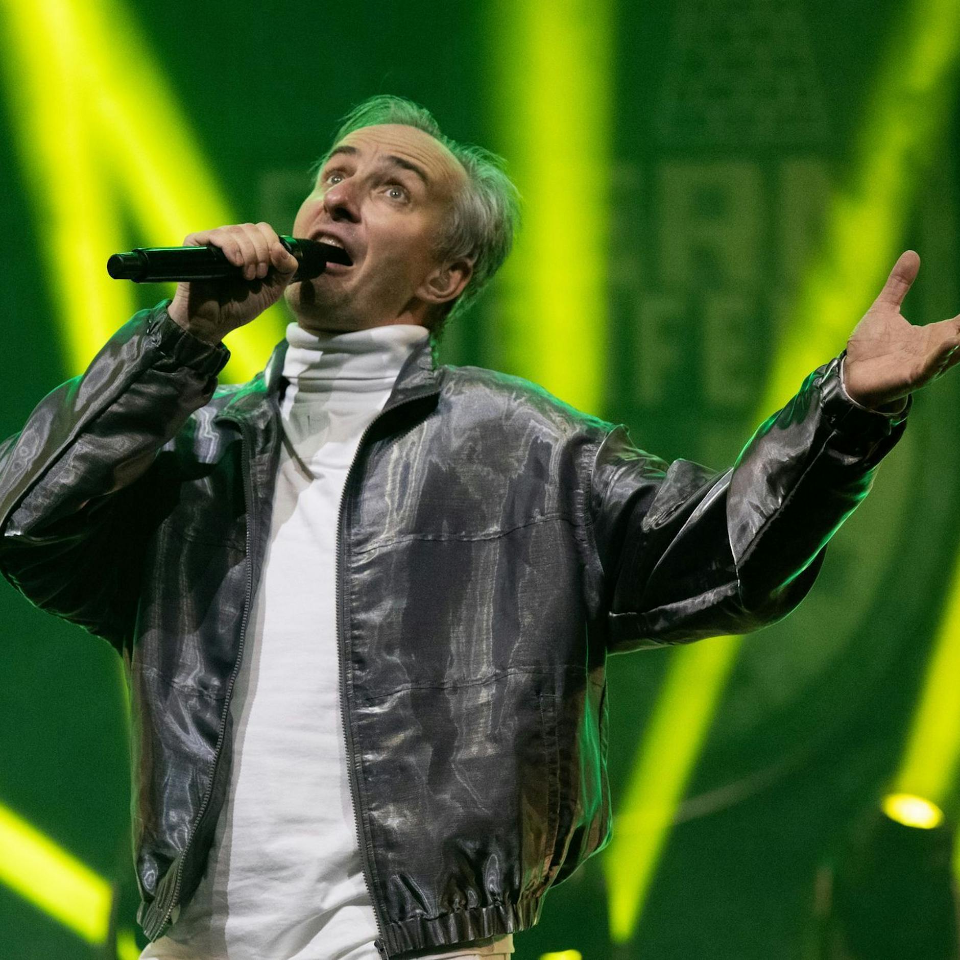 Image - Böhmermanns Schweigekartell: Wenn Steuergeld und Satire sich zu innig umarmen