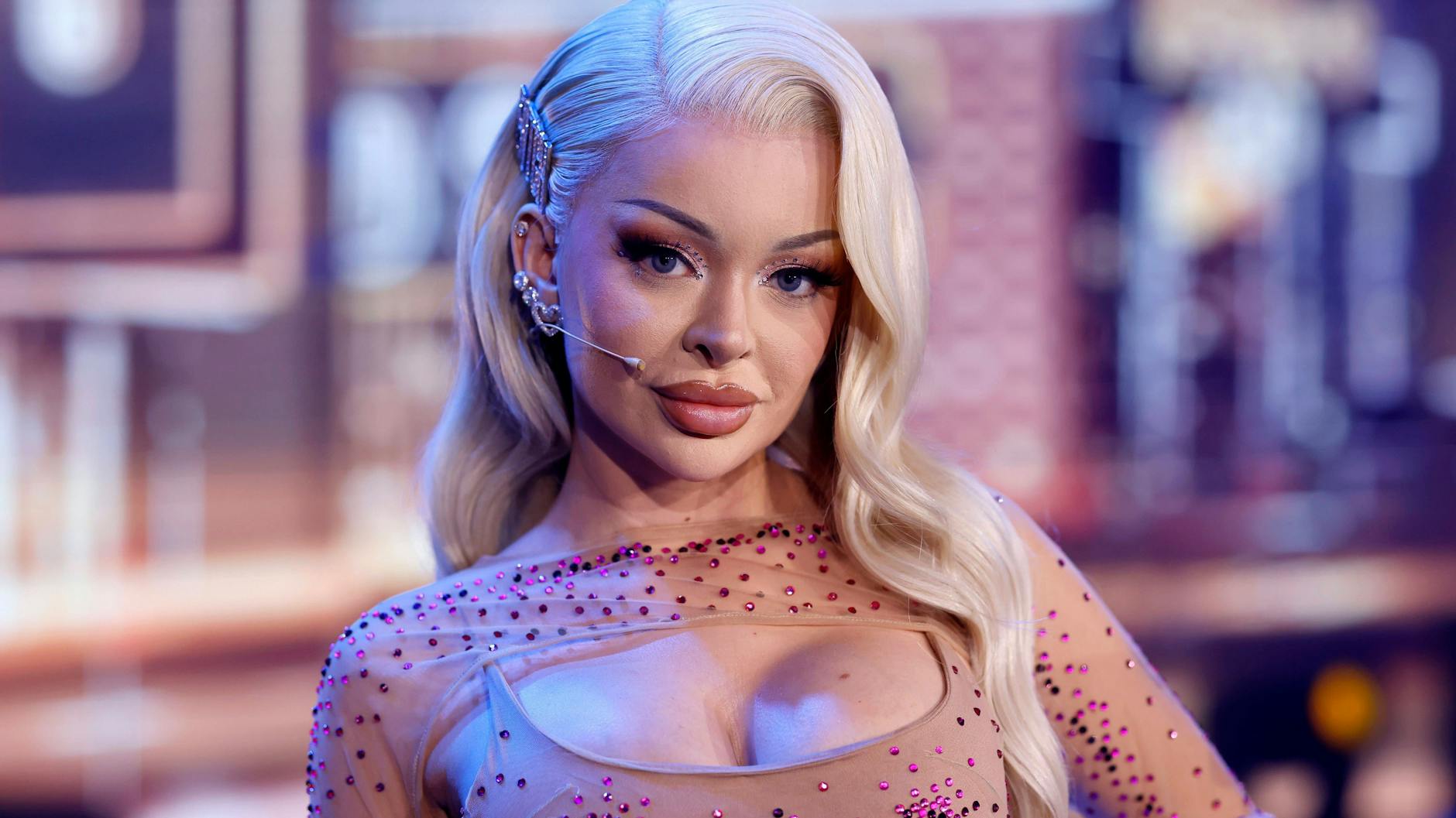 Katja Krasavice lebt in einer Penthouse-Wohnung auf 500 Quadratmetern in Berlin-Mitte.