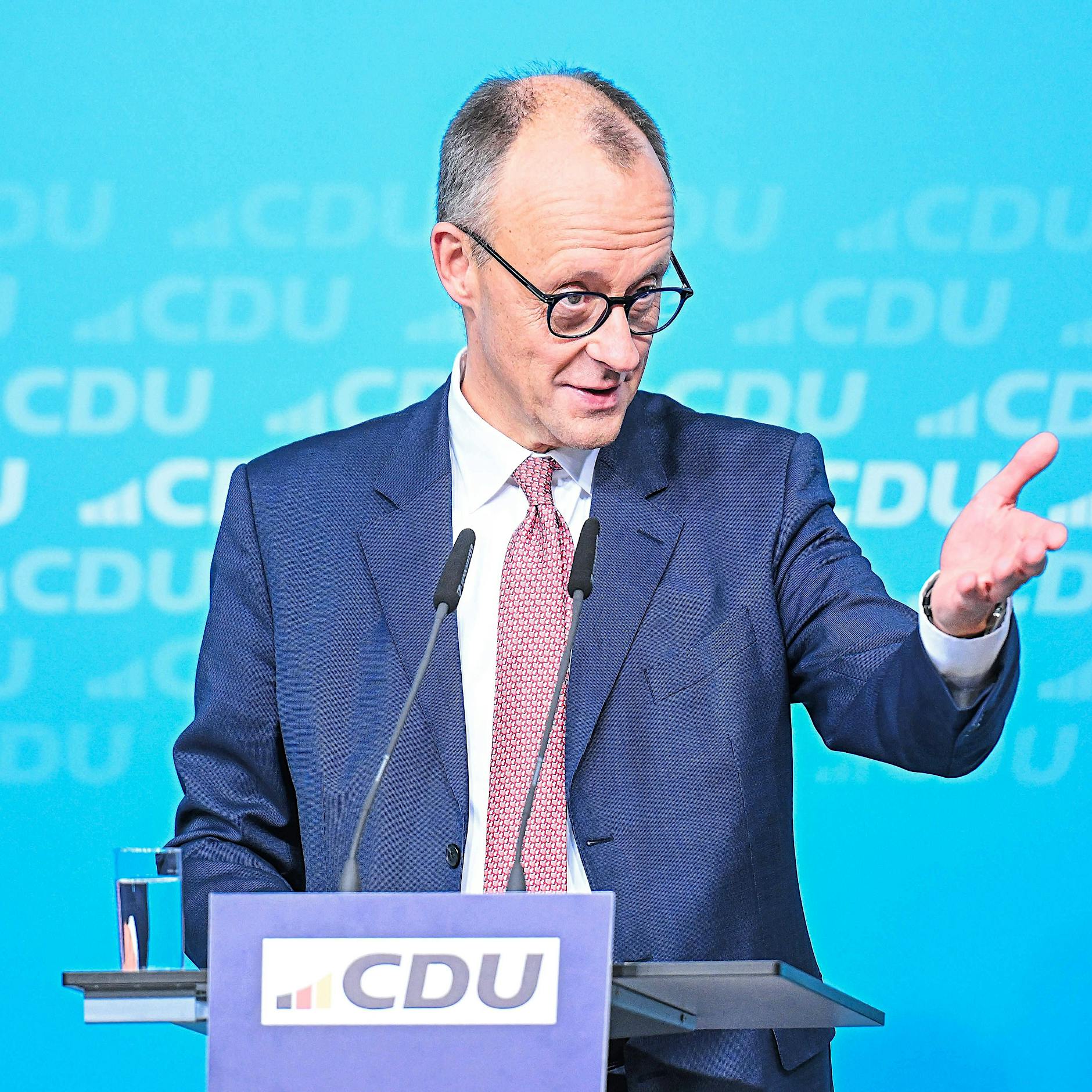 Friedrich Merz spricht sich für mehr Frauen im Parlament aus