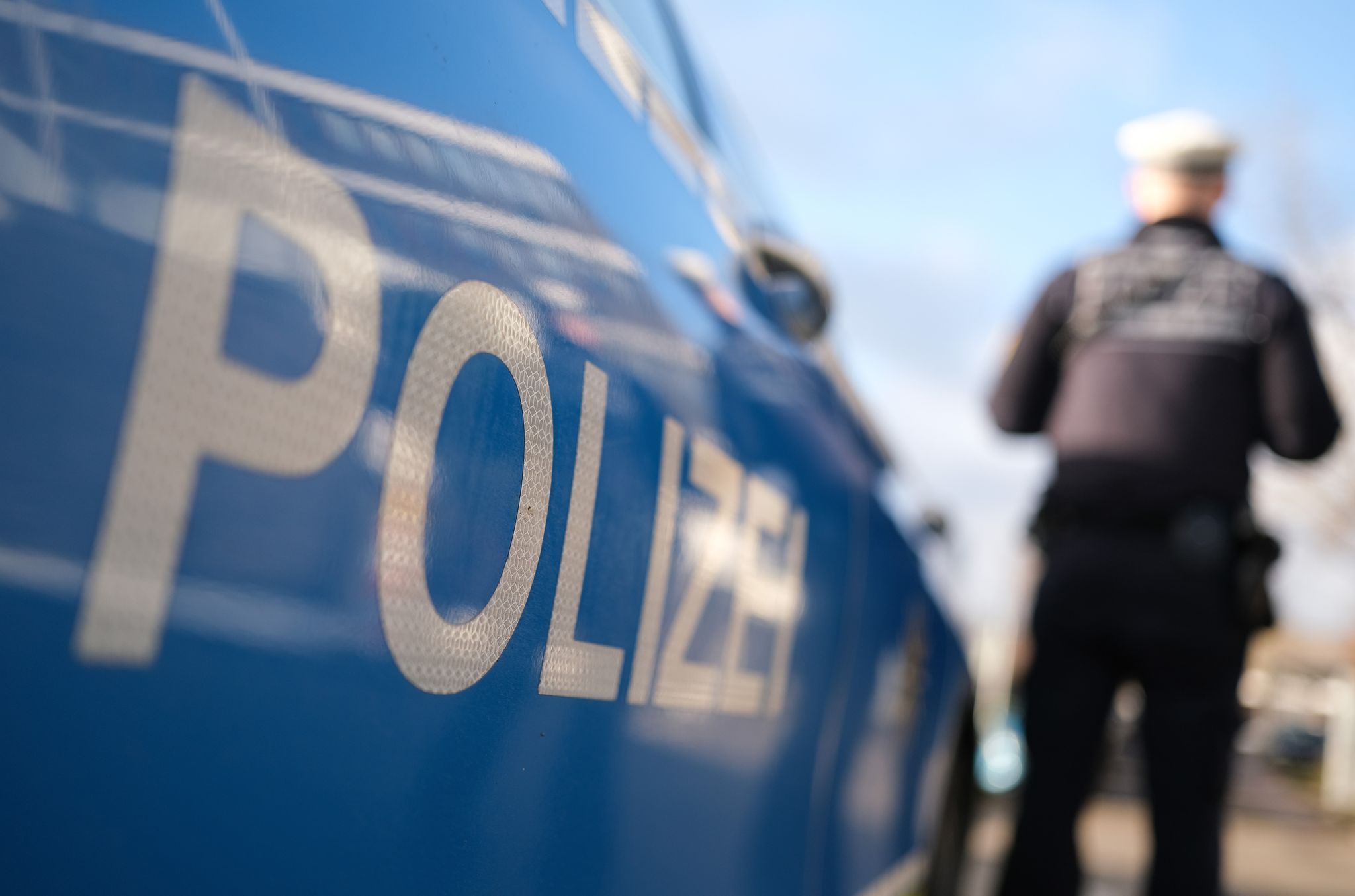 Image - Vater soll Tochter getötet haben - Polizei schießt durchs Fenster