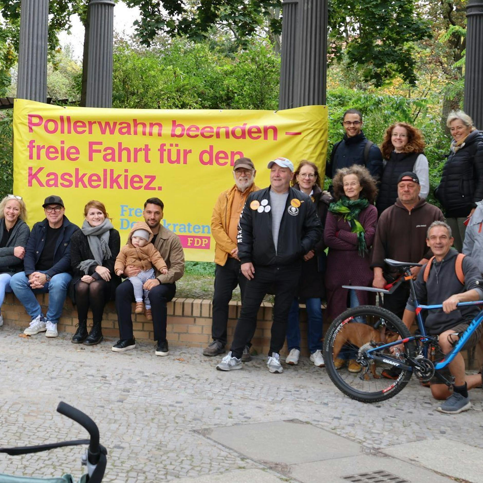 Poller-Wahnsinn in Berlin: Wo Verkehrspolitik Existenzen plattwalzt