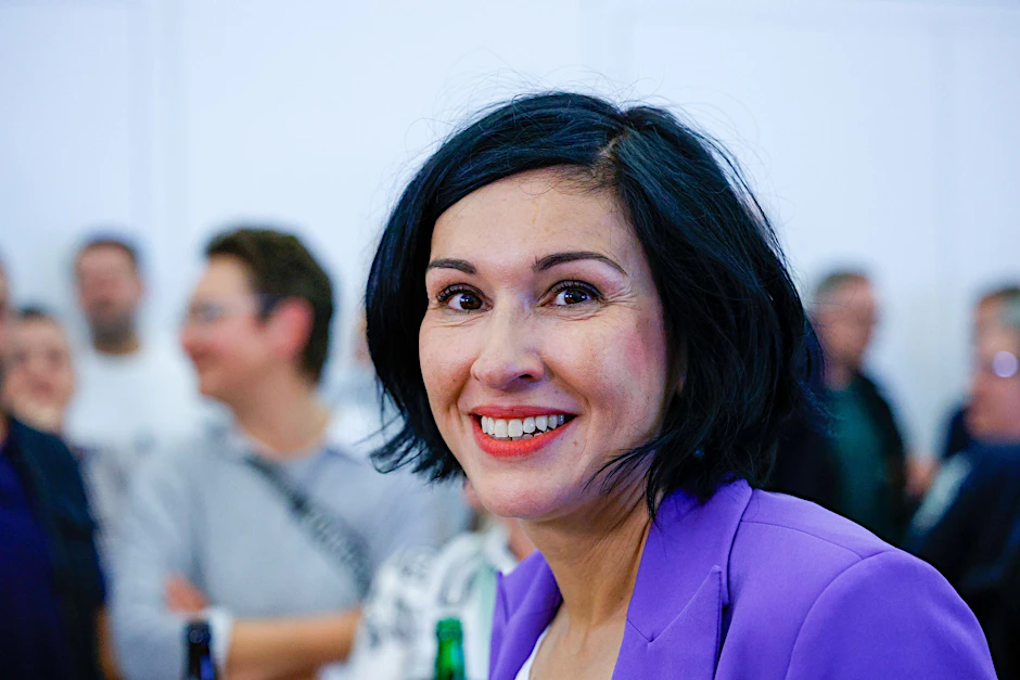 Noosha Aubel (parteilos): Sie wurde zur Oberbürgermeisterin in Potsdam gewählt.