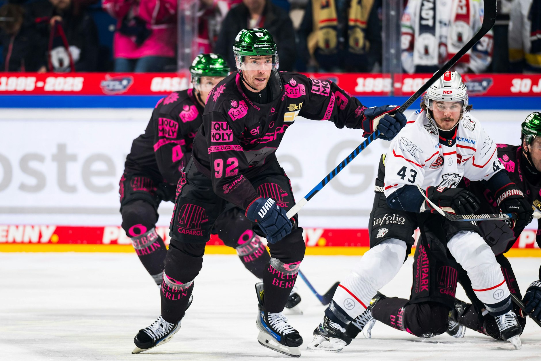 Da ist er wieder: Marcel Niebels meldet sich bei den Eisbären nach längerer Verletzungspause zurück und&nbsp; feiert zum Comeback einen Sieg.