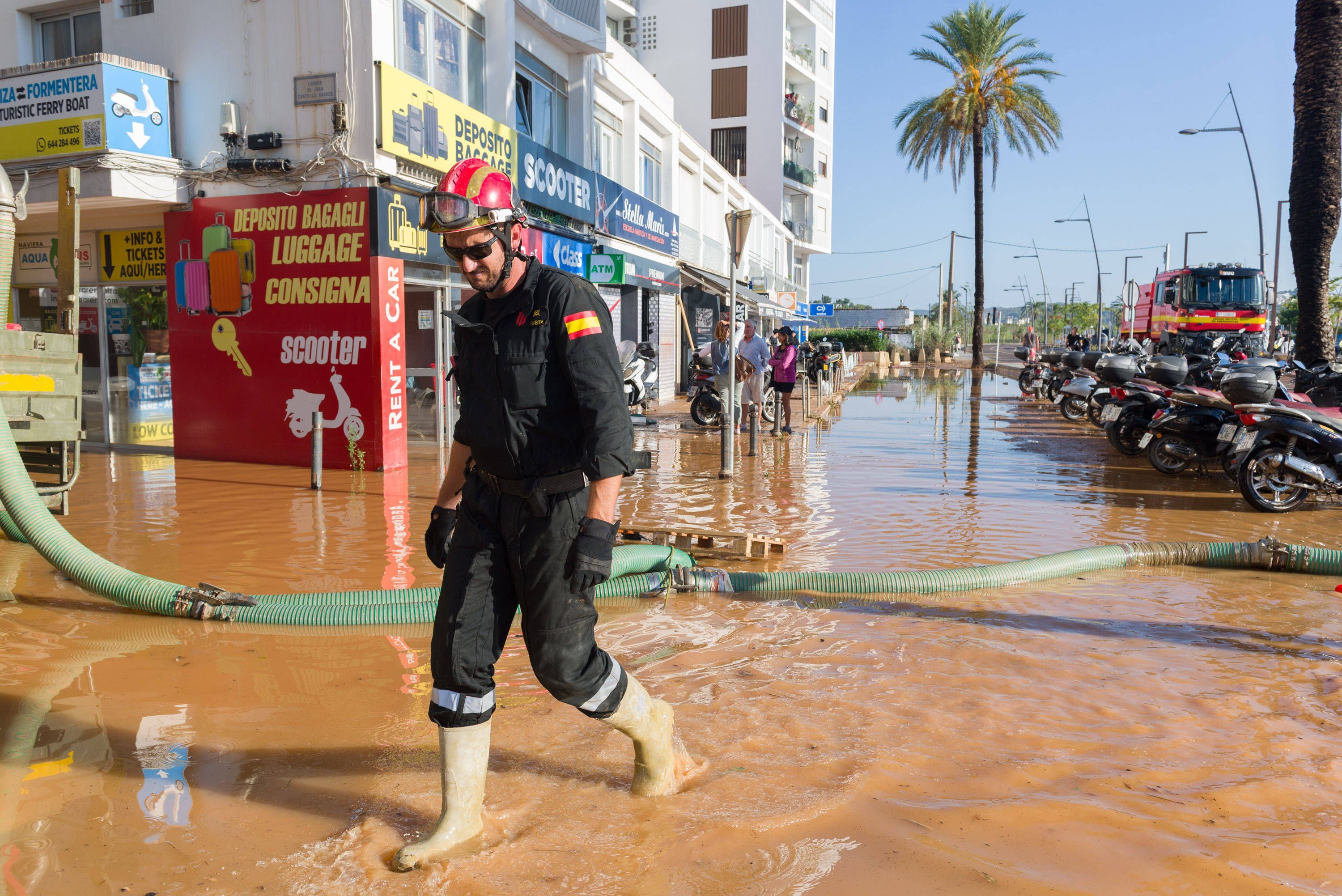 Image - Überschwemmungen legen auf Ibiza und Mallorca Flugverkehr lahm