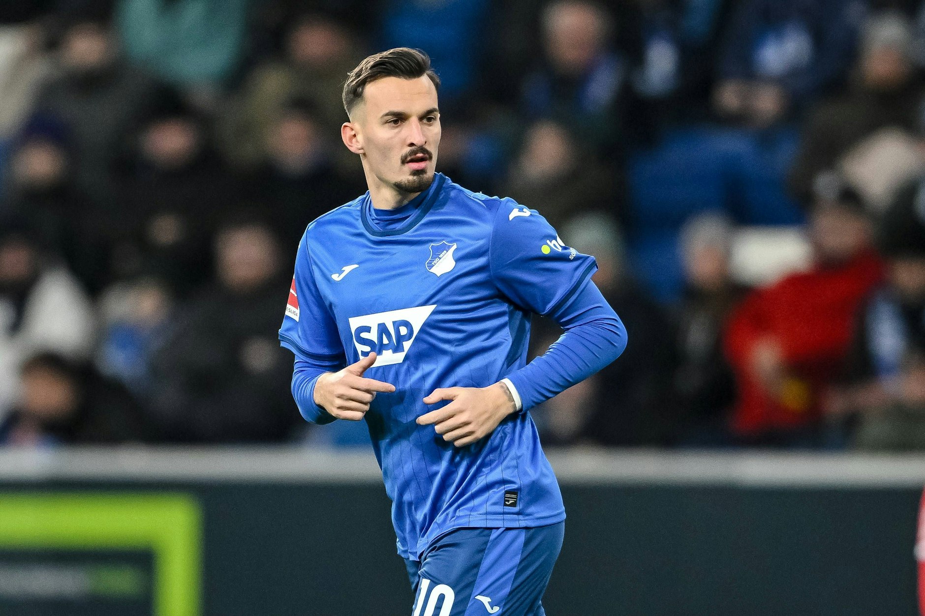 Mergim Berisha verzichtete im Sommer auf einen Wechsel zu Hertha BSC, wurde stattdessen jetzt in die Reserve der TSG 1899 Hoffenheim degradiert.