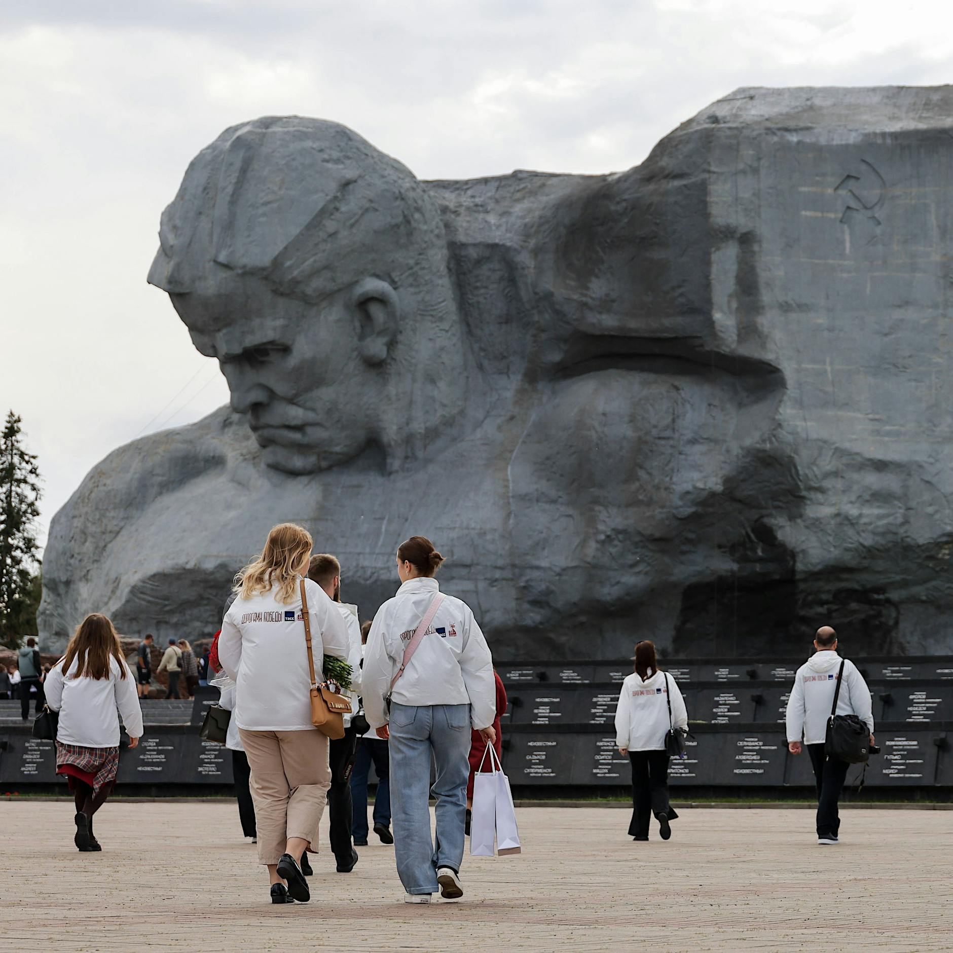 Historiker Felix Ackermann: Damit gibt Berlin Belarus als souveränen Staat de facto preis