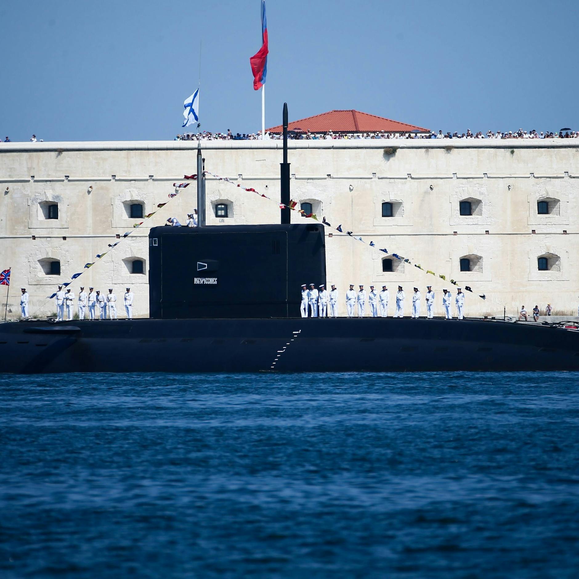 Image - Nato-Chef verspottet „kaputtes“ russisches U-Boot – Moskau bestreitet Fehlfunktion