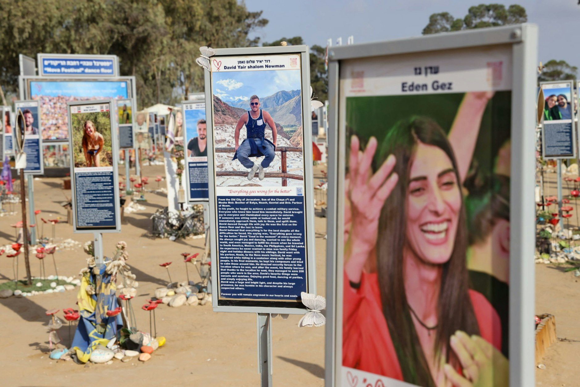 Denkmal für Opfer des Nova-Festival-Massakers des 7. Oktober 2023 in Re’im in Israel