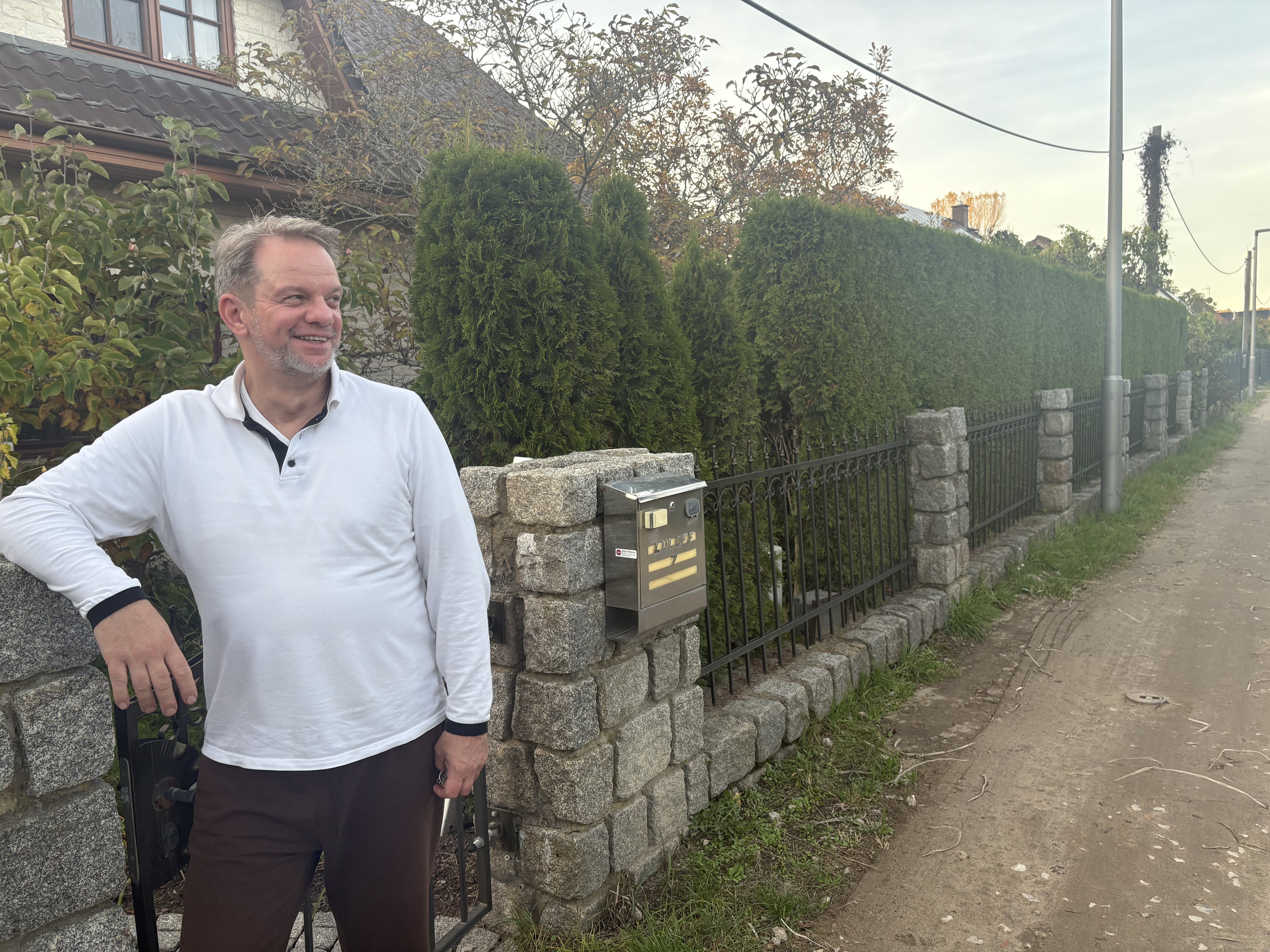 „Wie bei den Schildbürgern“: Hellersdorfer kämpfen um Abwasseranschluss