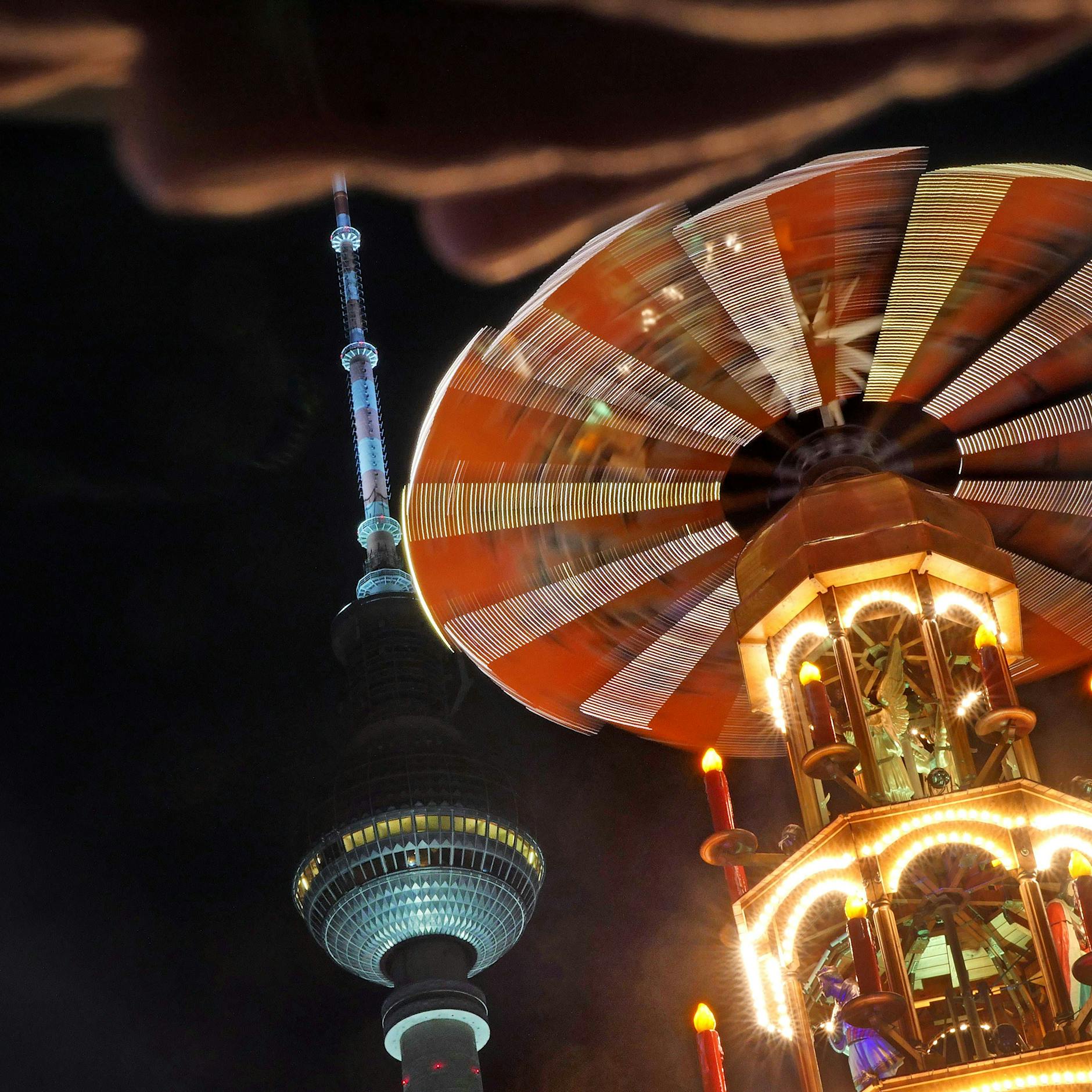 Weihnachtsmarkt-Drama! Flammen fressen Buden von Schausteller-Legende