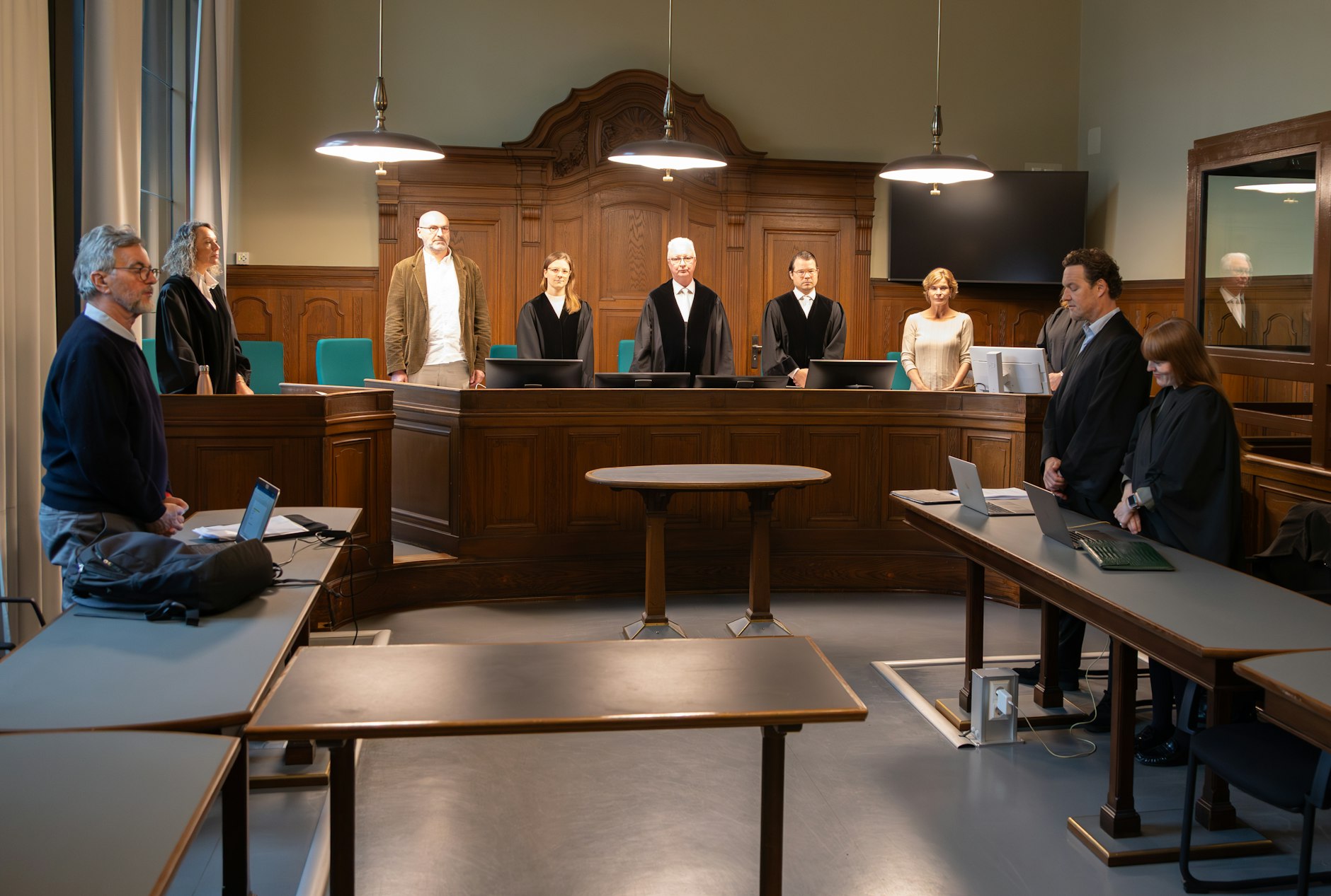 Vor dem Gericht wird der versuchte Auftragsmord verhandelt.
