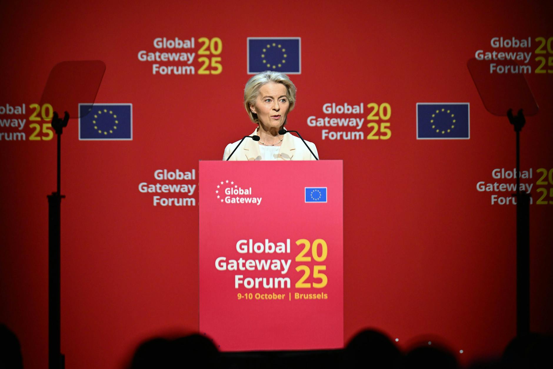 EU-Kommissionspräsidentin Ursula von der Leyen beim Global Gateway Forum 2025 in Brüssel.