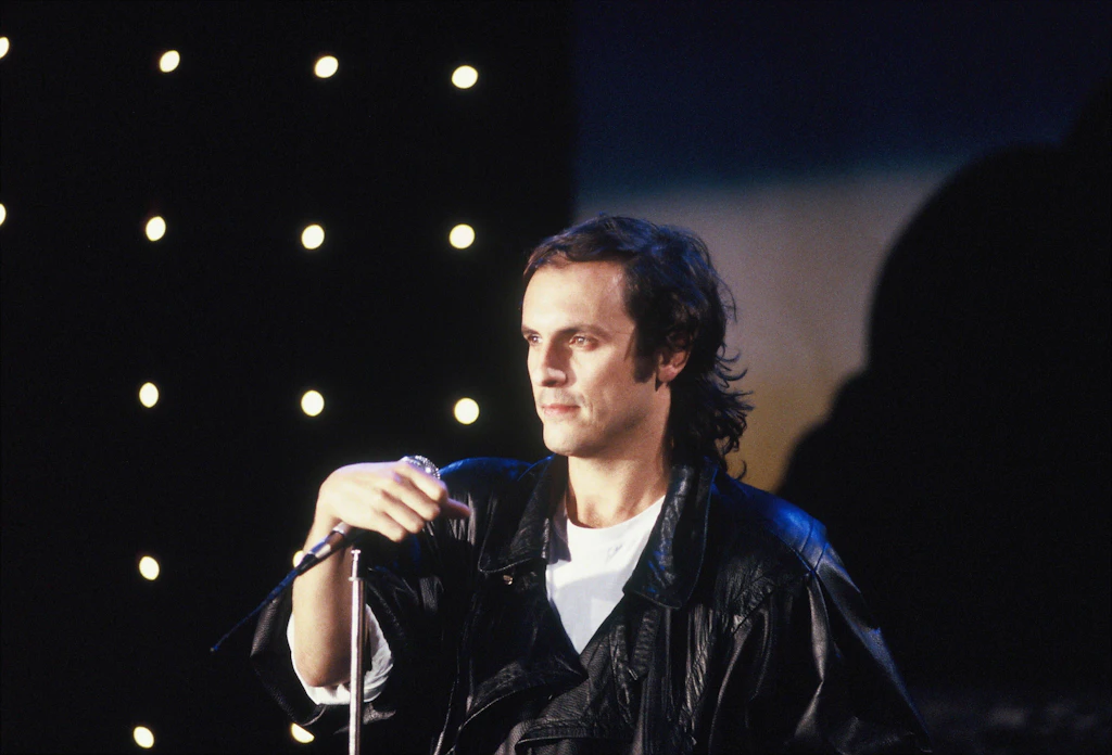 Peter Schilling bei einem TV-Auftritt in den 80er-Jahren: Sein Song „Major Tom (völlig losgelöst) gehörte zu den besten der damaligen Neuen Deutschen Welle.