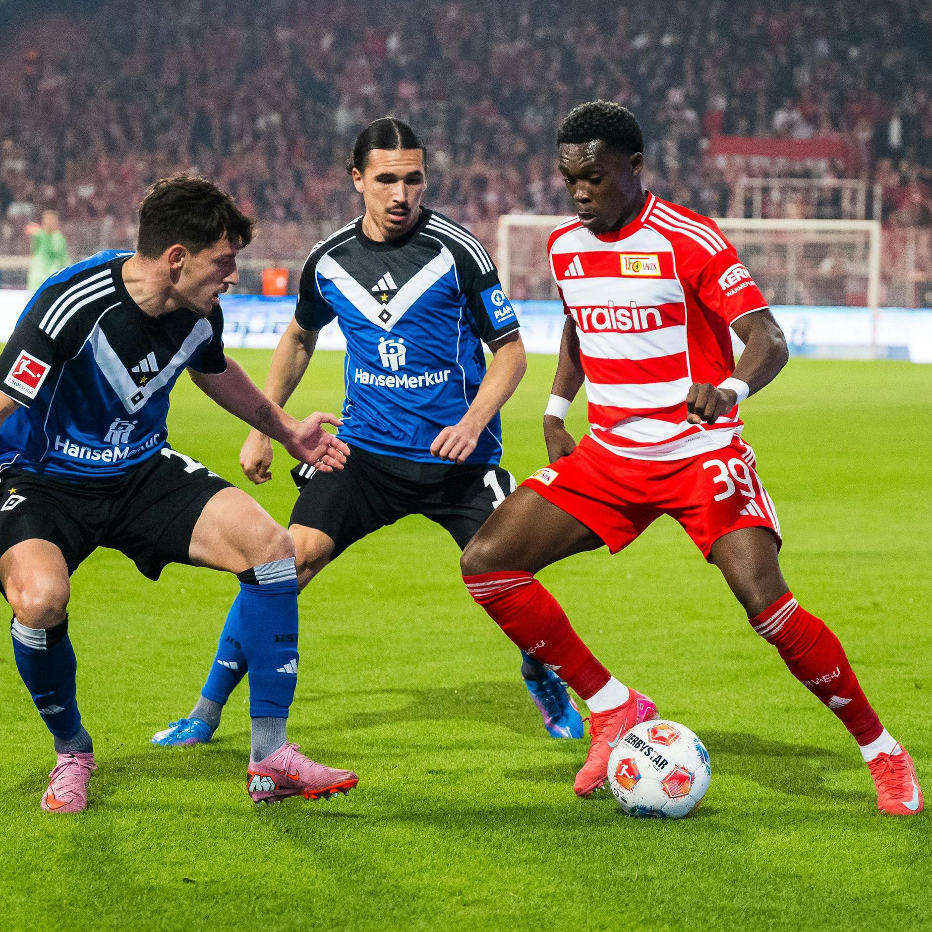 Image - 1. FC Union Berlin: Derrick Köhn möchte über Leistung bei den Eisernen zur WM