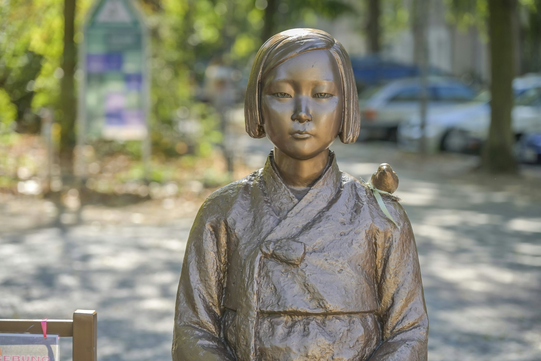 Die Friedensstatue „Trostfrauen“ auf dem Unionsplatz in Moabit muss abgerissen werden.