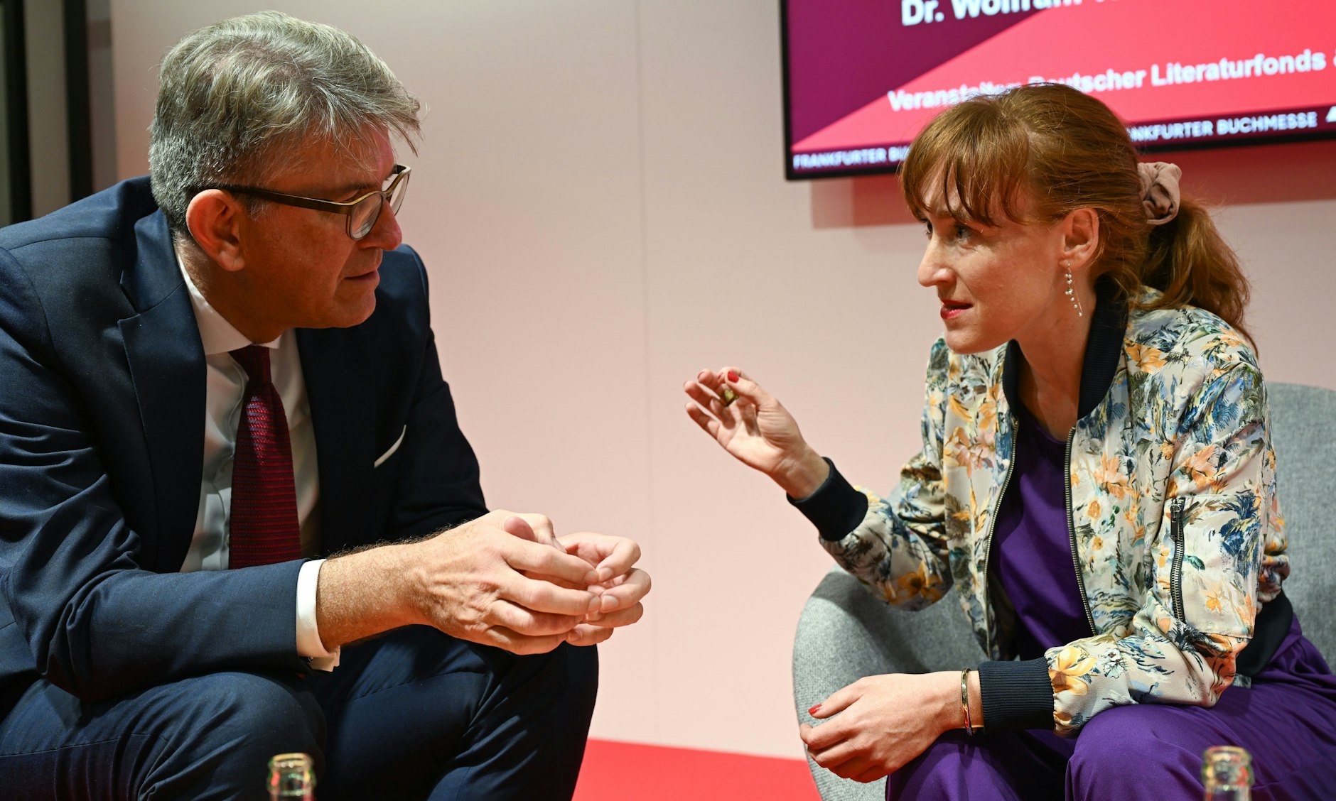 Wolfram Weimer und Nora Bossong auf der Bühne