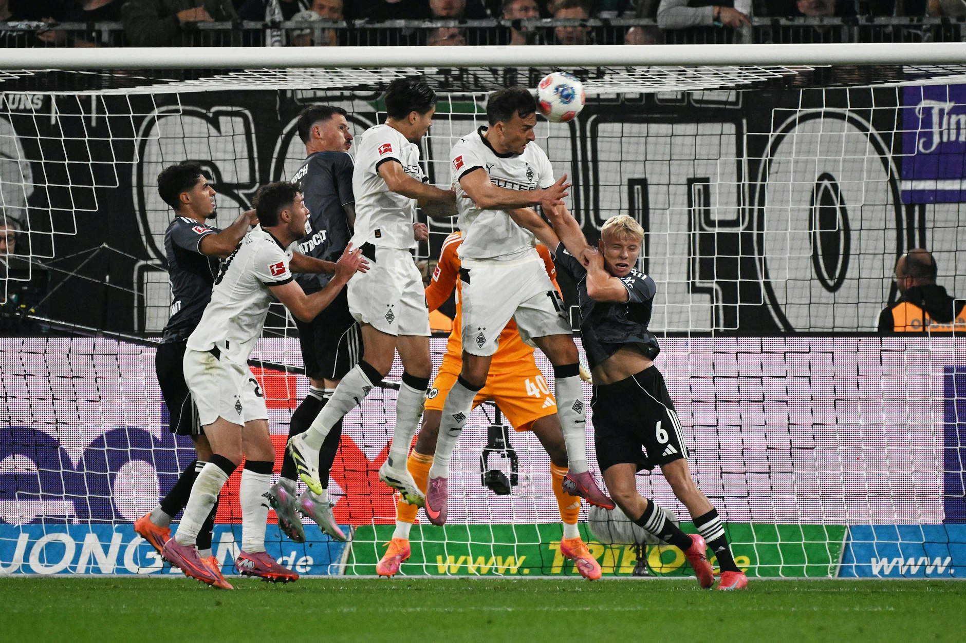 Ex-Hertha-Star Haris Tabakovic trifft gerne per Kopf für Gladbach. Union sollte also besonders bei Standardsituationen gewarnt sein.