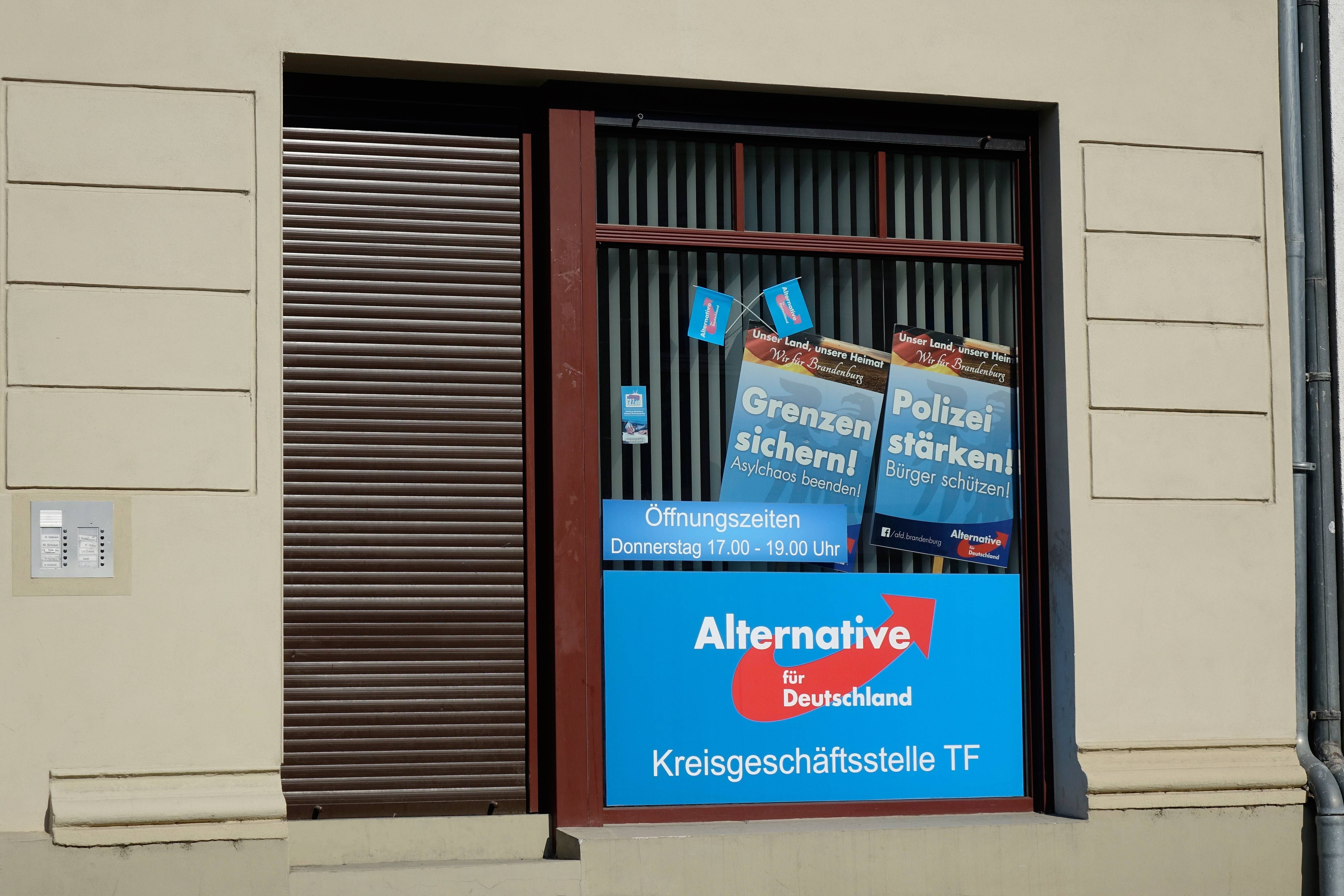 Image - Weil er AfD-Praktikum verbietet: Todesdrohungen gegen Lehrer