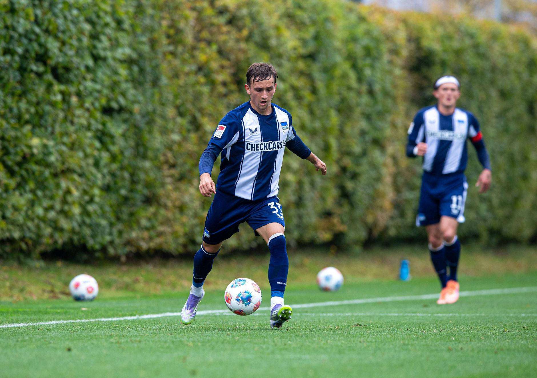 Herthas Michal Karbownik ist wieder fit und konnte beim 2:0-Test beim VfL Wolfsburg als linker Schienenspieler überzeugen.