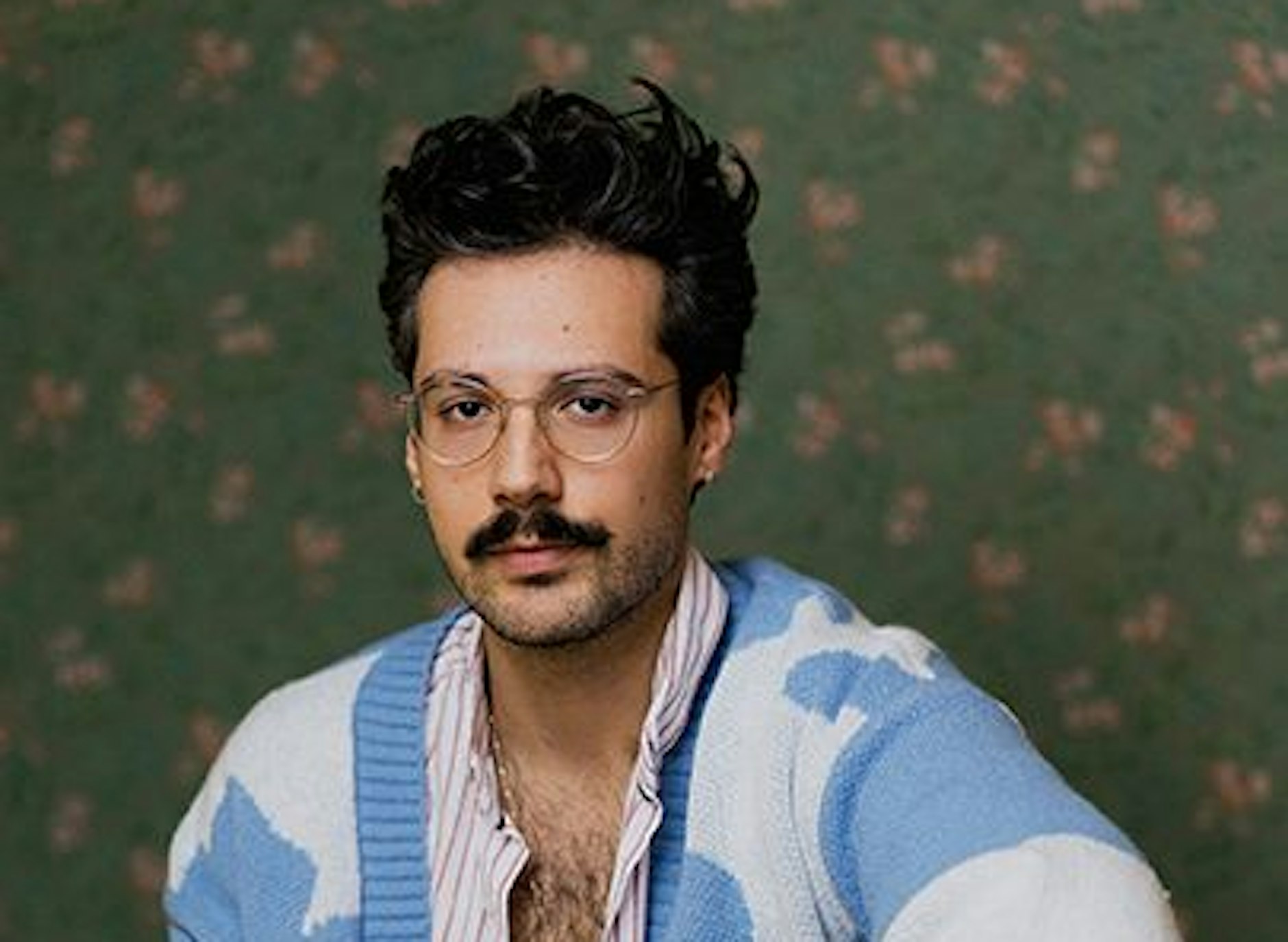 Ozan Zakariya Keskinkılıç: „Hundesohn“ ist sein sehr starker Debüt-Roman.