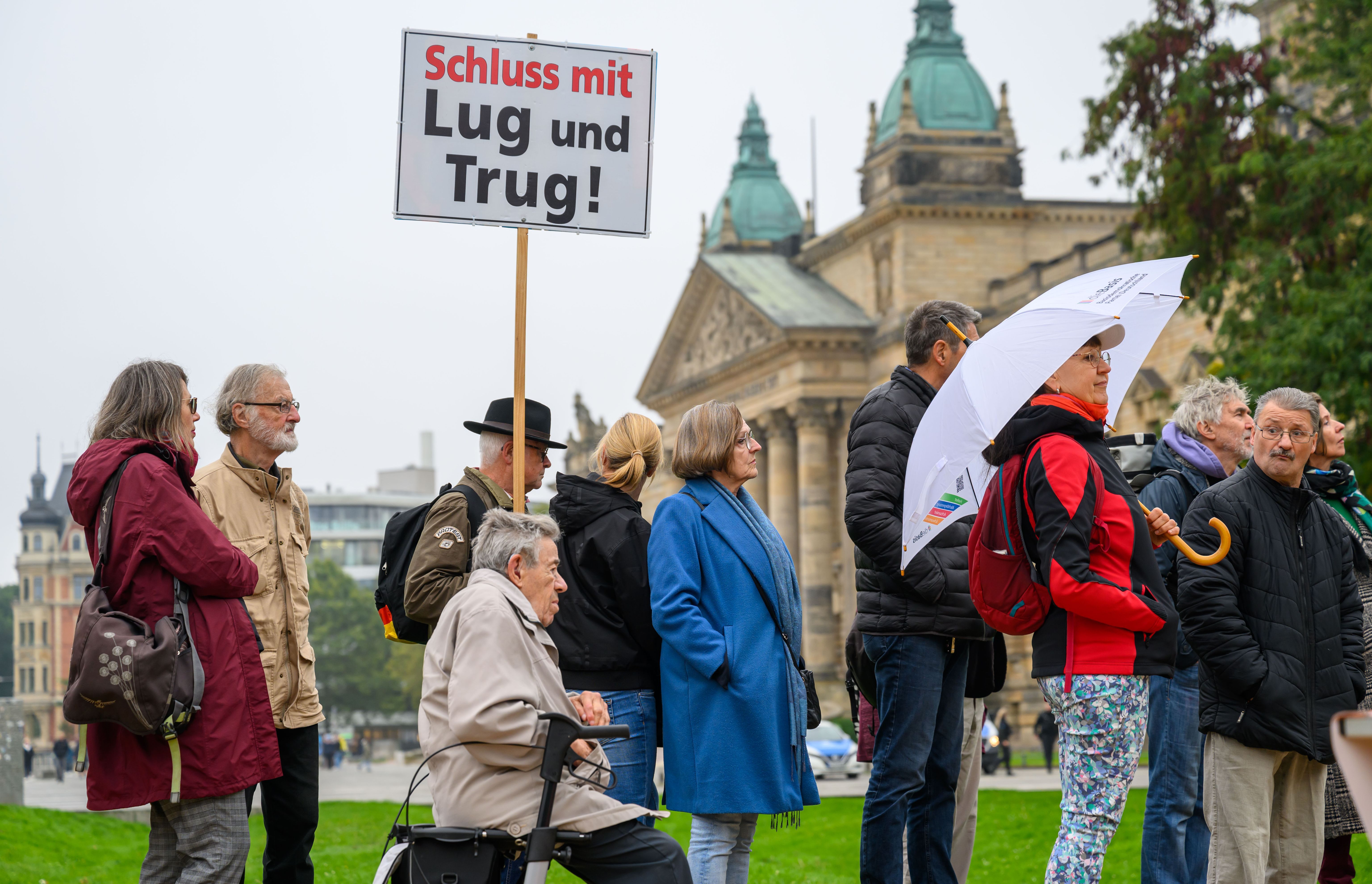 Klage gegen Rundfunkbeitrag nur teilweise erfolgreich: Hürde für Zahlungsverweigerung liegt hoch