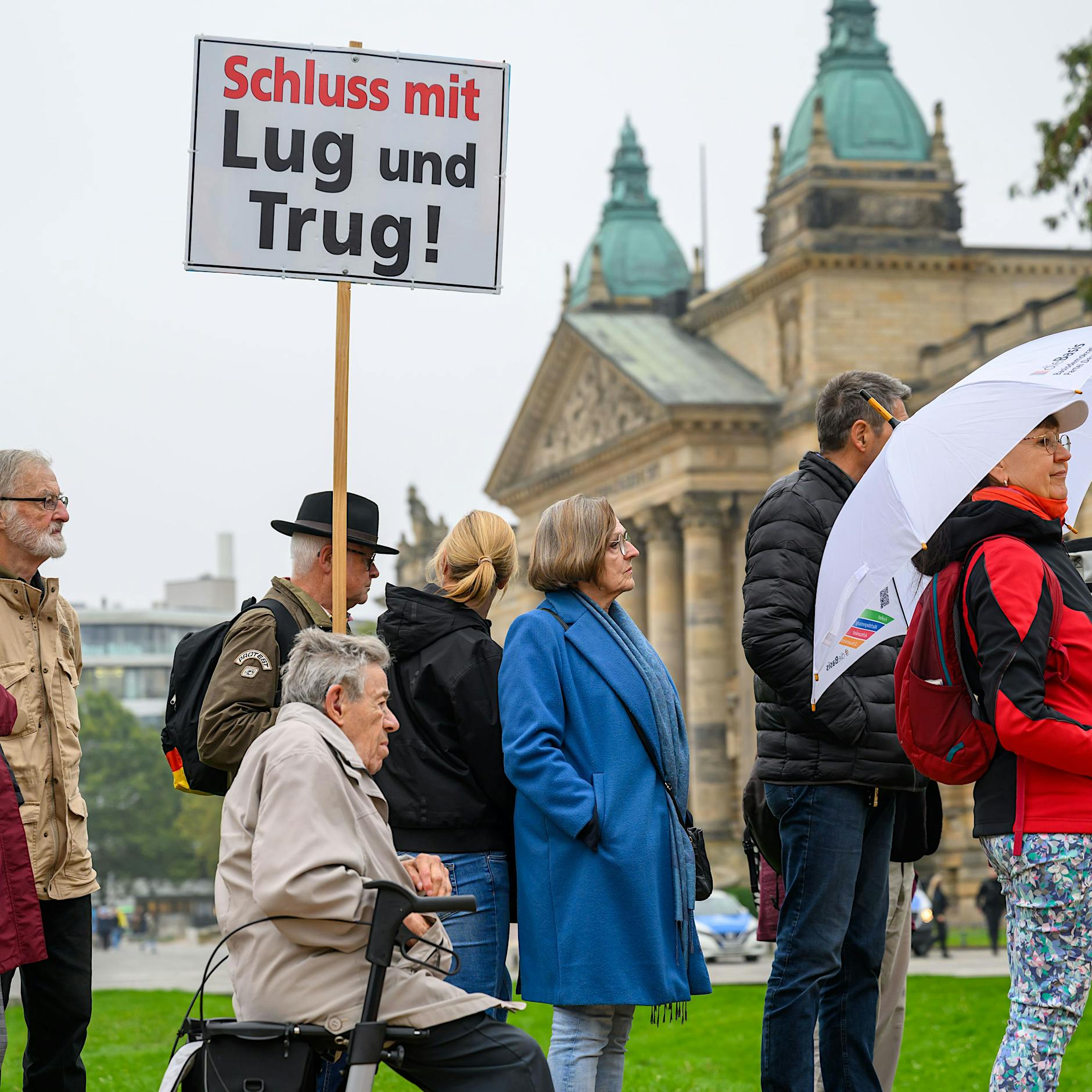 Klage gegen Rundfunkbeitrag nur teilweise erfolgreich: Hürde für Zahlungsverweigerung liegt hoch
