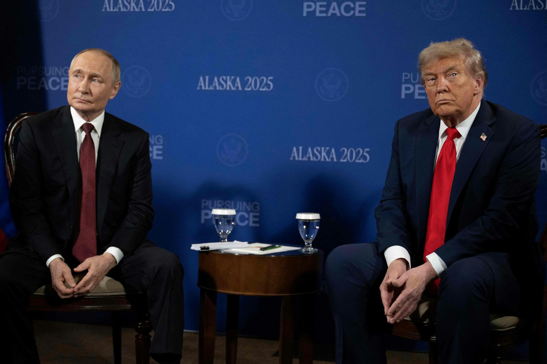 Donald Trump and Wladimir Putin in Anchorage, Alasks