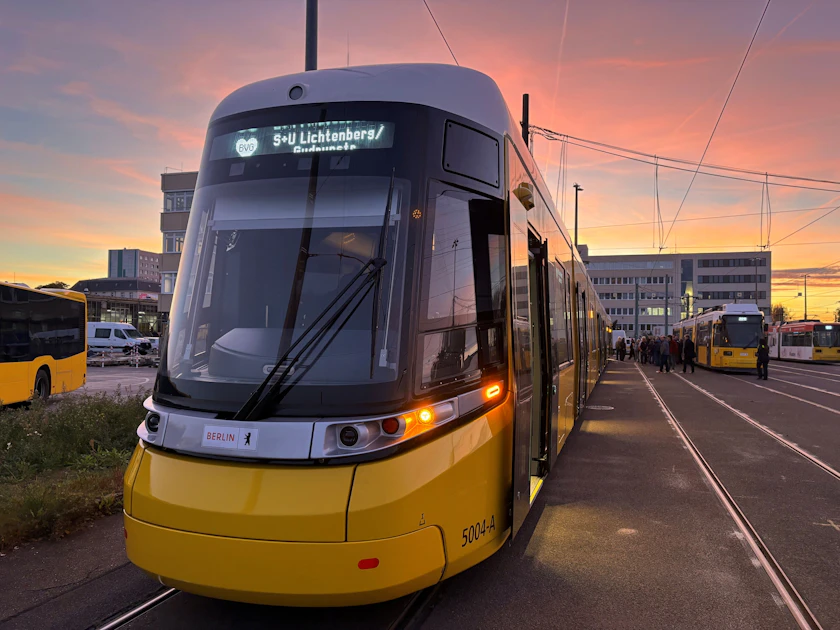 BVG in Erklärungsnot: Falsche Berechnung verzögert Start der XXL-Tram für Berlin