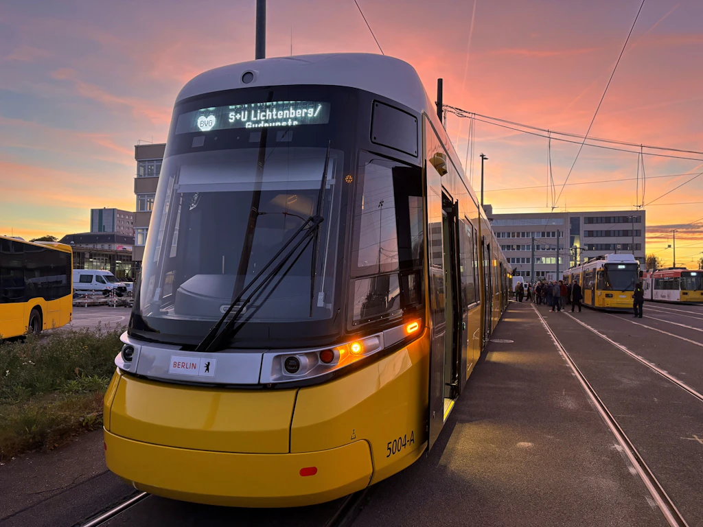 BVG in Erklärungsnot: Falsche Berechnung verzögert Start der XXL-Tram für Berlin