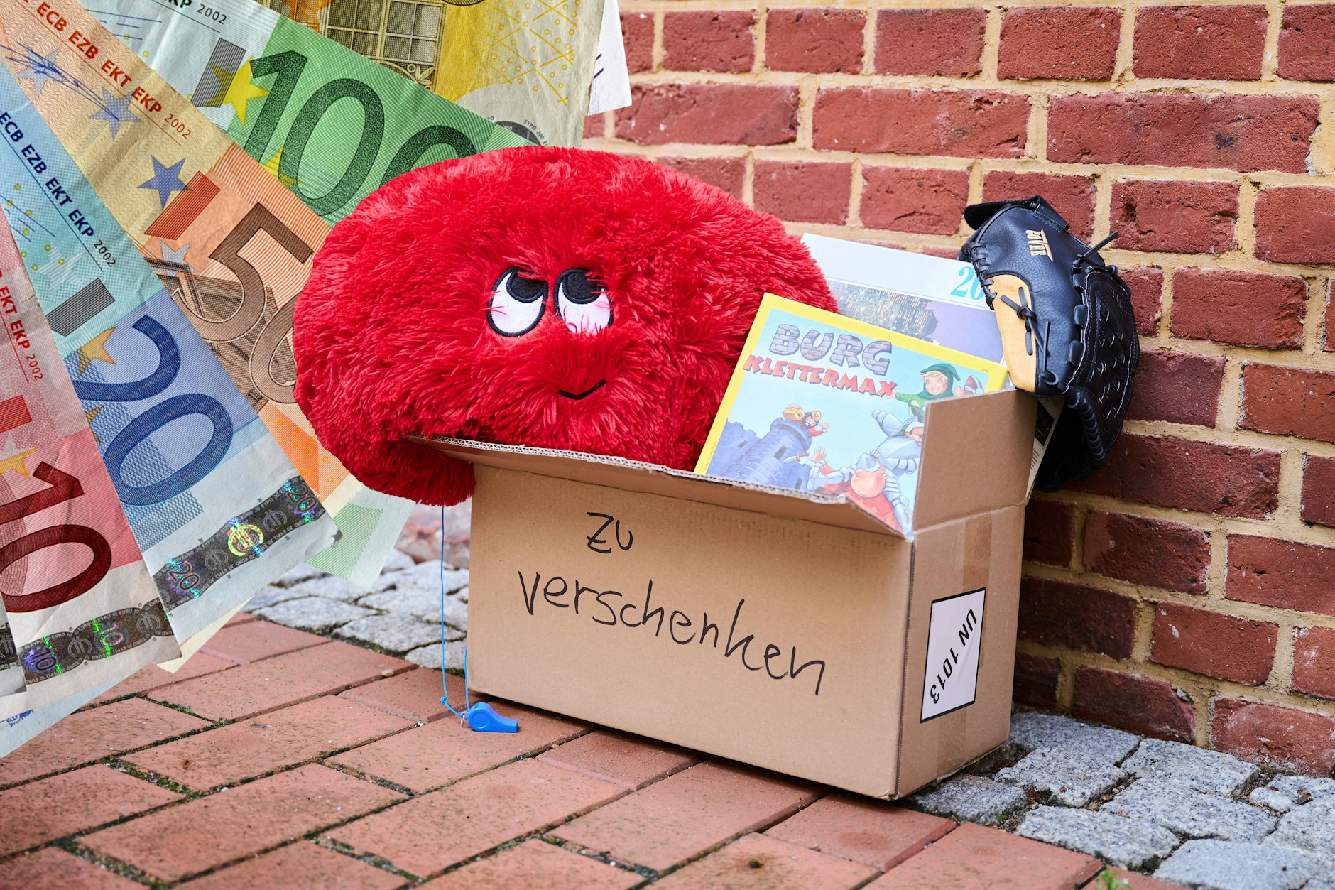 Typisch für Berlin: Sperrmüll soll gar keiner sein. Es geht um „Geschenke“. Doch die können nun richtig teuer werden.