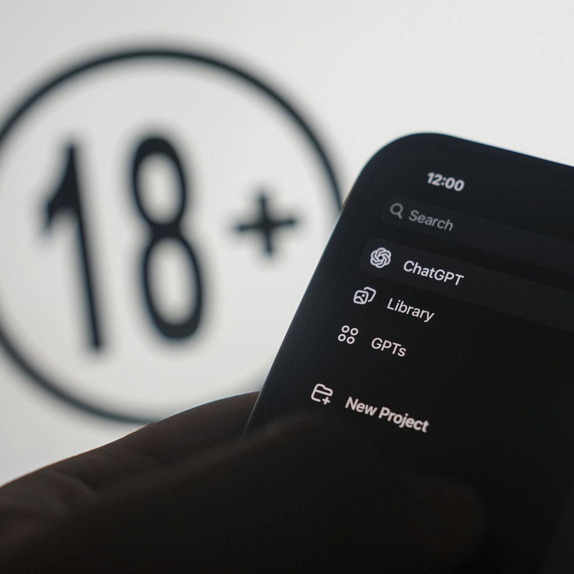 Image - ChatGPT: OpenAI kündigt Erotik-Funktion ab Dezember für Erwachsene an