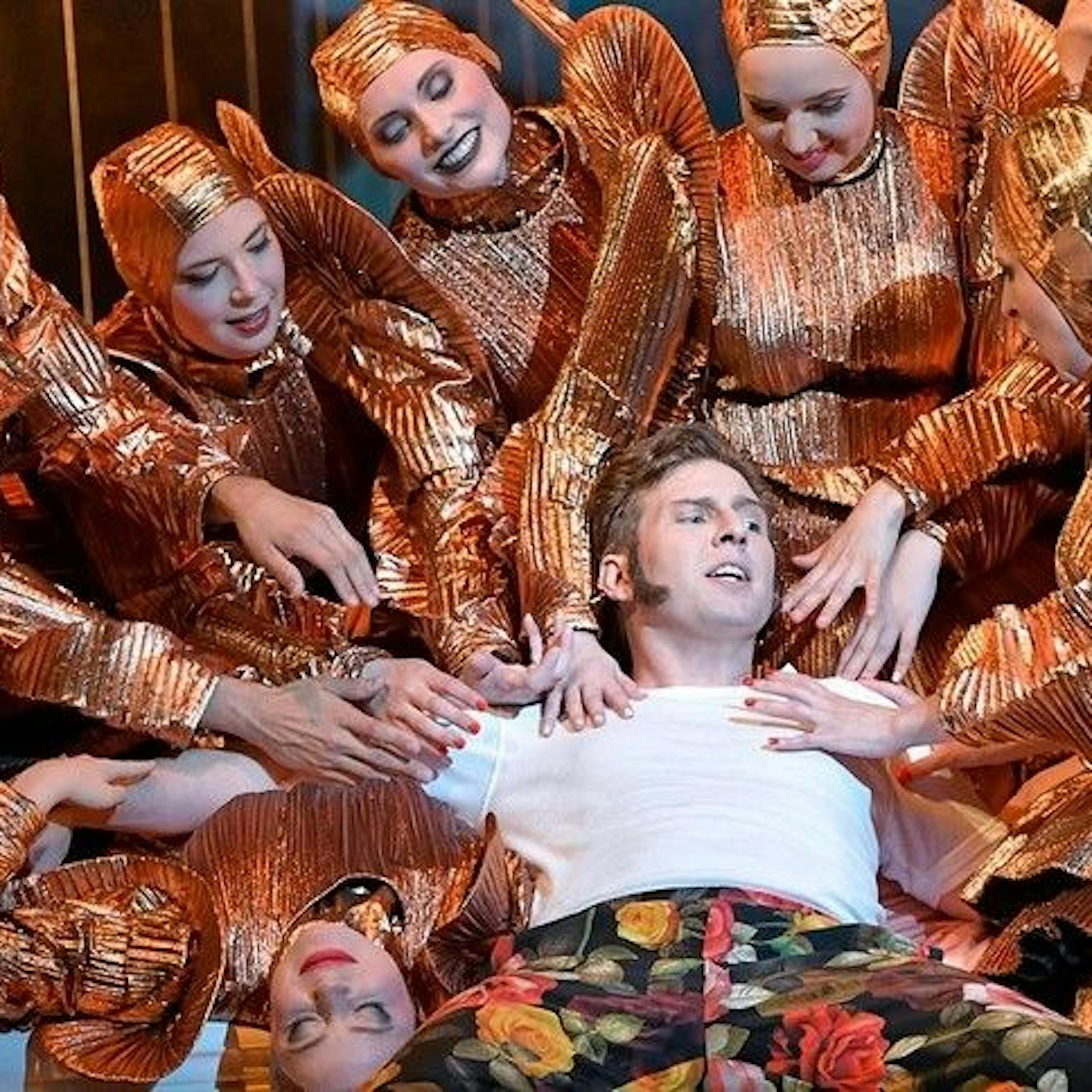 Garantiert auffällig: Deutsche Oper Berlin verkauft ihre Kostüme