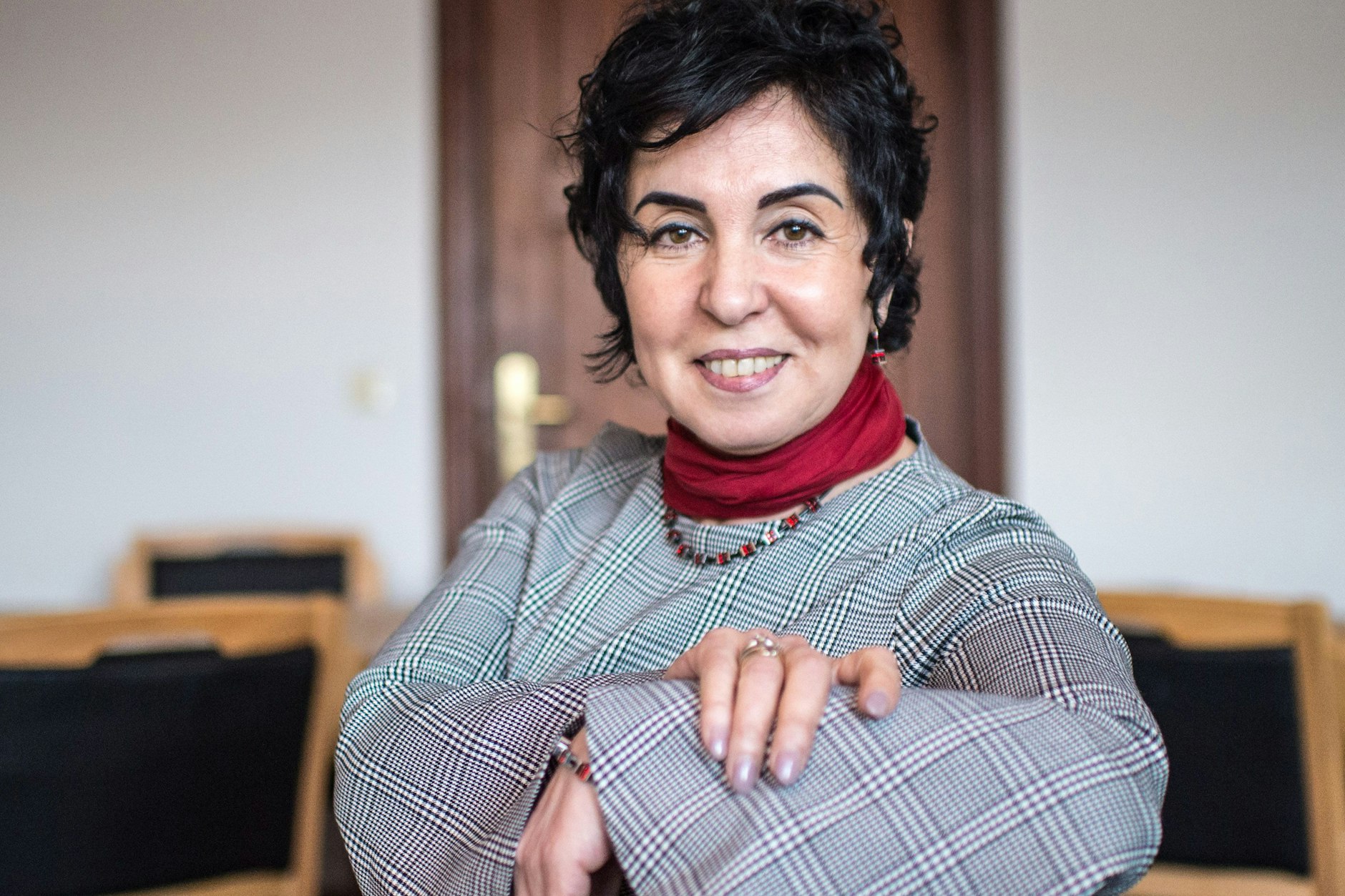 Bezirksbürgermeisterin Emine Demirbüken-Wegner (CDU) ist froh, dass der Frohnauer Weihnachtsmarkt nach den Sturmschäden in Reinickendorf stattfinden kann.