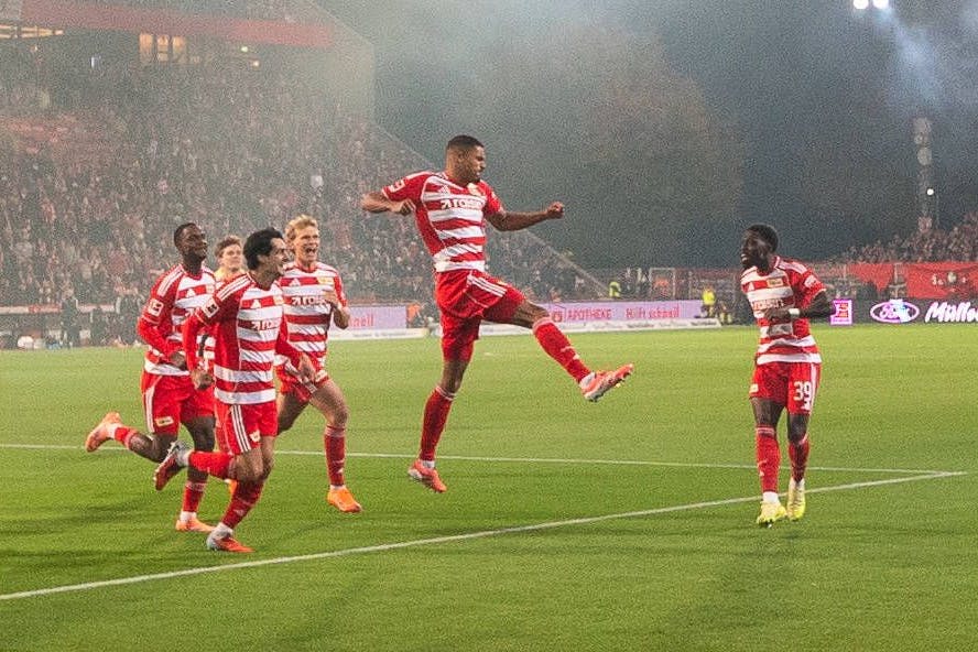 Danilho Doekhi durfte beim 3:1-Sieg des 1. FC Union gegen Borussia Mönchengladbach gleich doppelt jubeln.