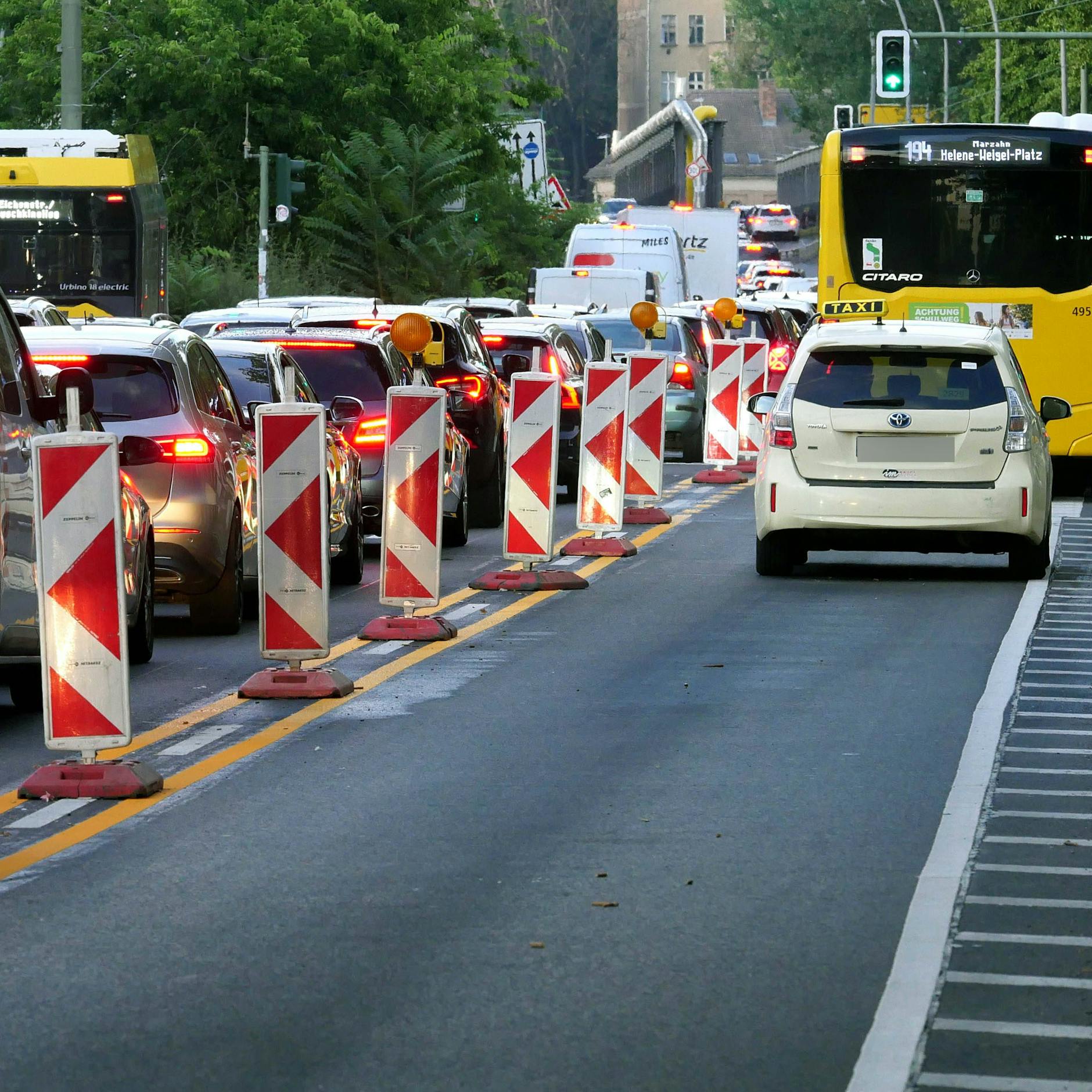 Image - Achtung, Berliner! Baustellen und Demos: Am Freitag droht Stau-Chaos