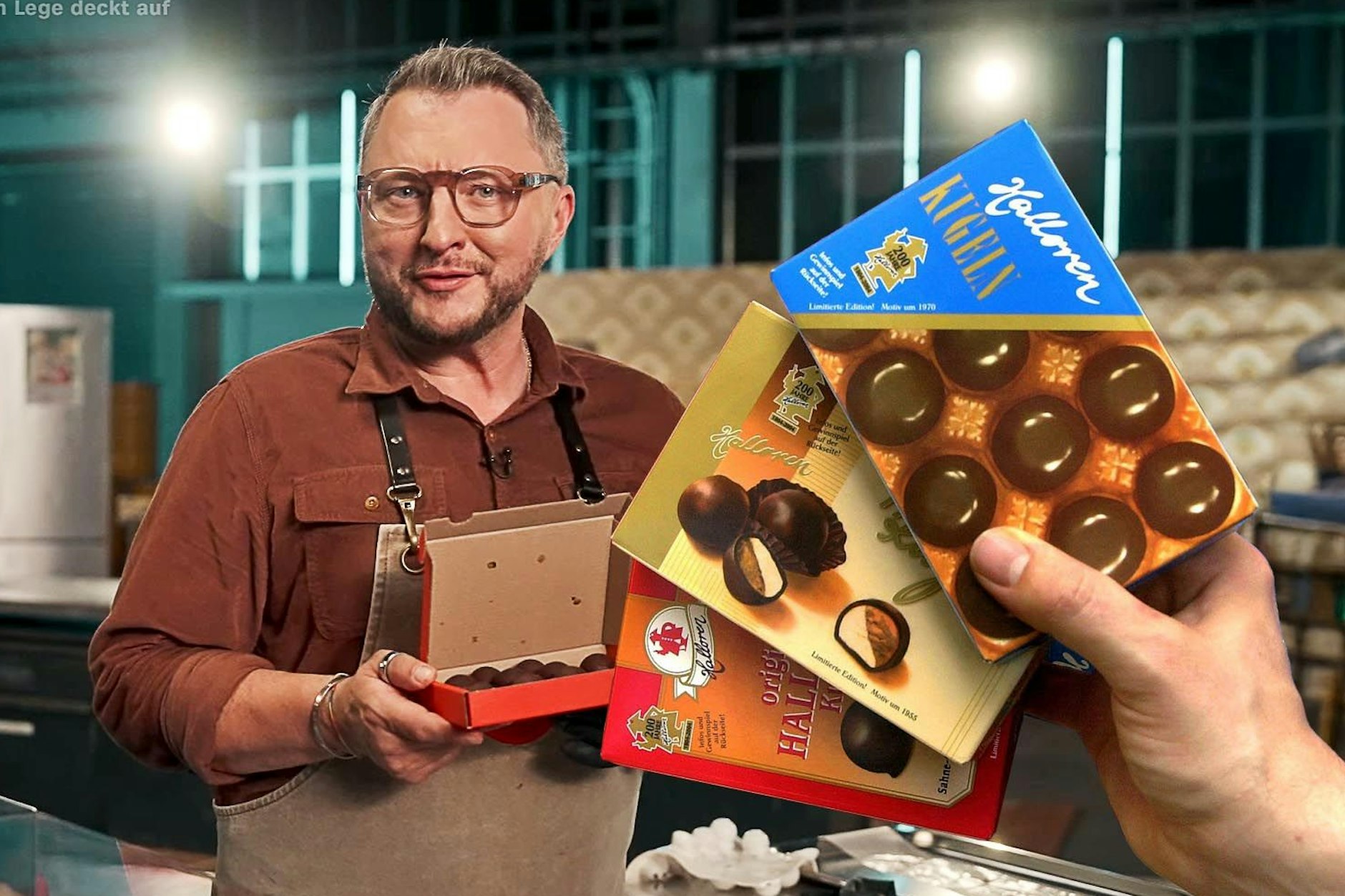 Sebastian Lege analysierte bei „besseresser“ im ZDF die Halloren-Kugeln. Doch einige zuschauer sprechen dem Lebensmittel-Experten die Ost-Kompetenz ab.